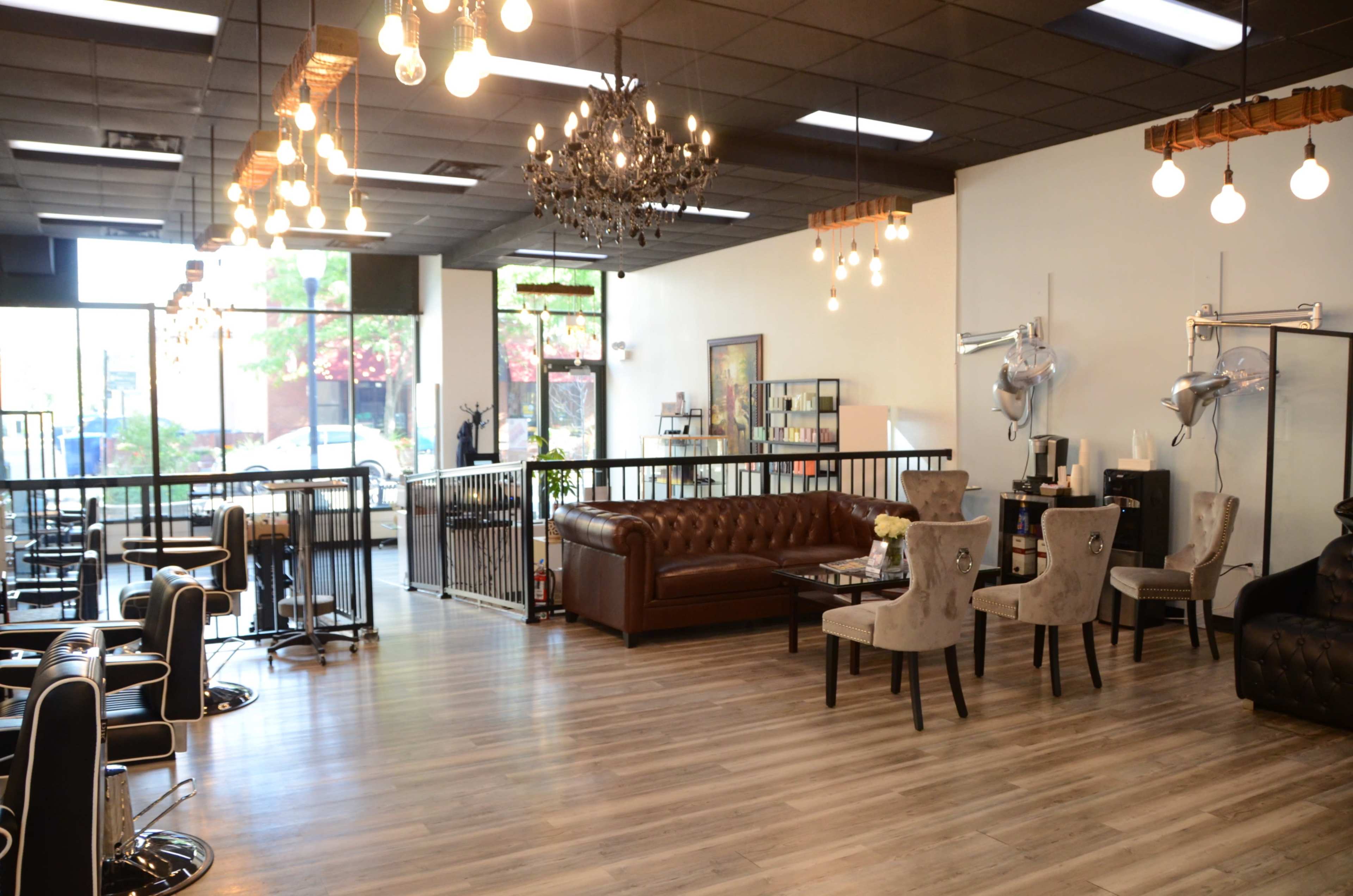 Heart of Andersonville space Image in Edgewater, Chicago, IL