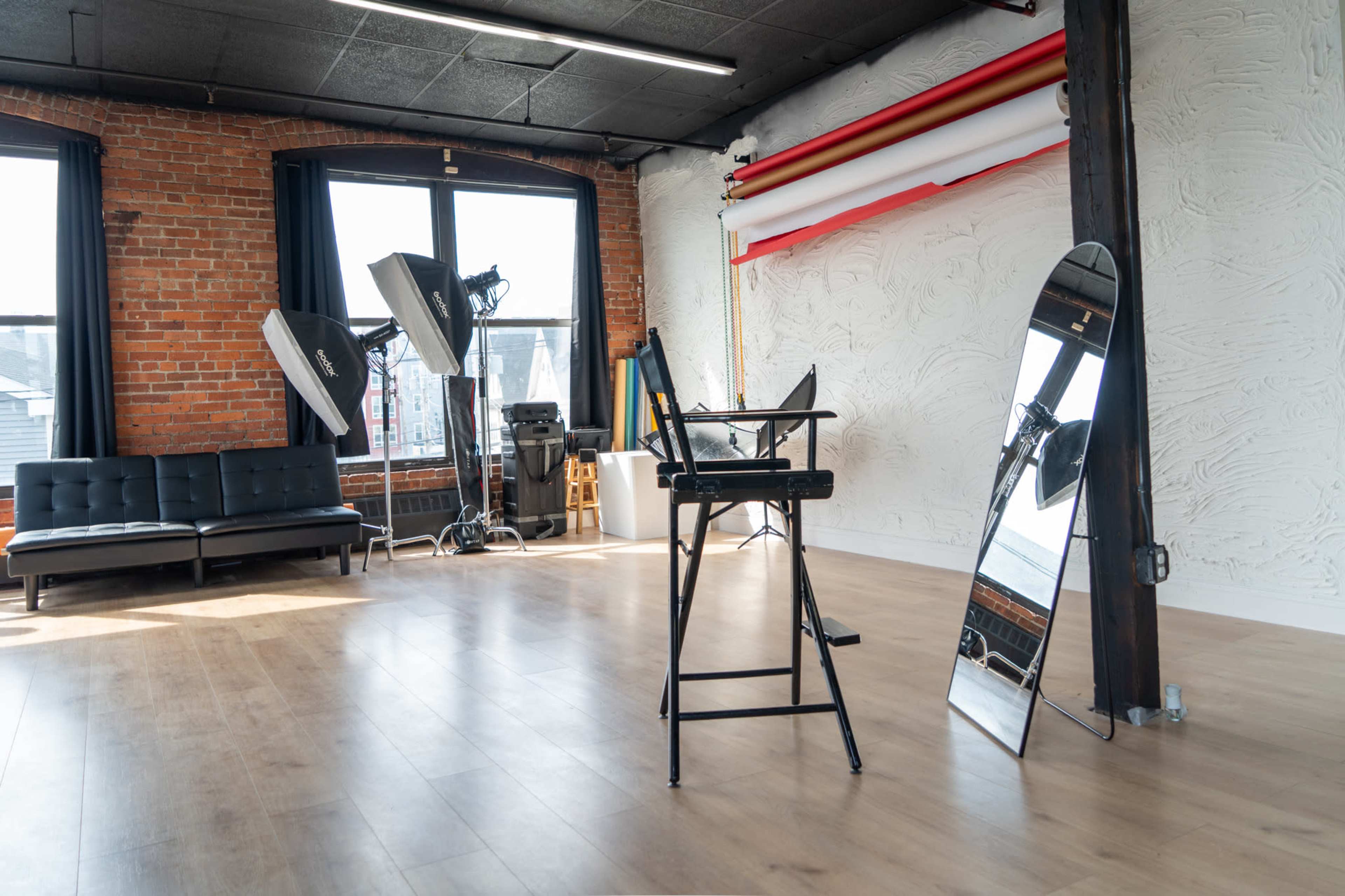 Natural Light Studio in Everett – Perfect for Photo, Video & Content Image in Everett, Everett, MA