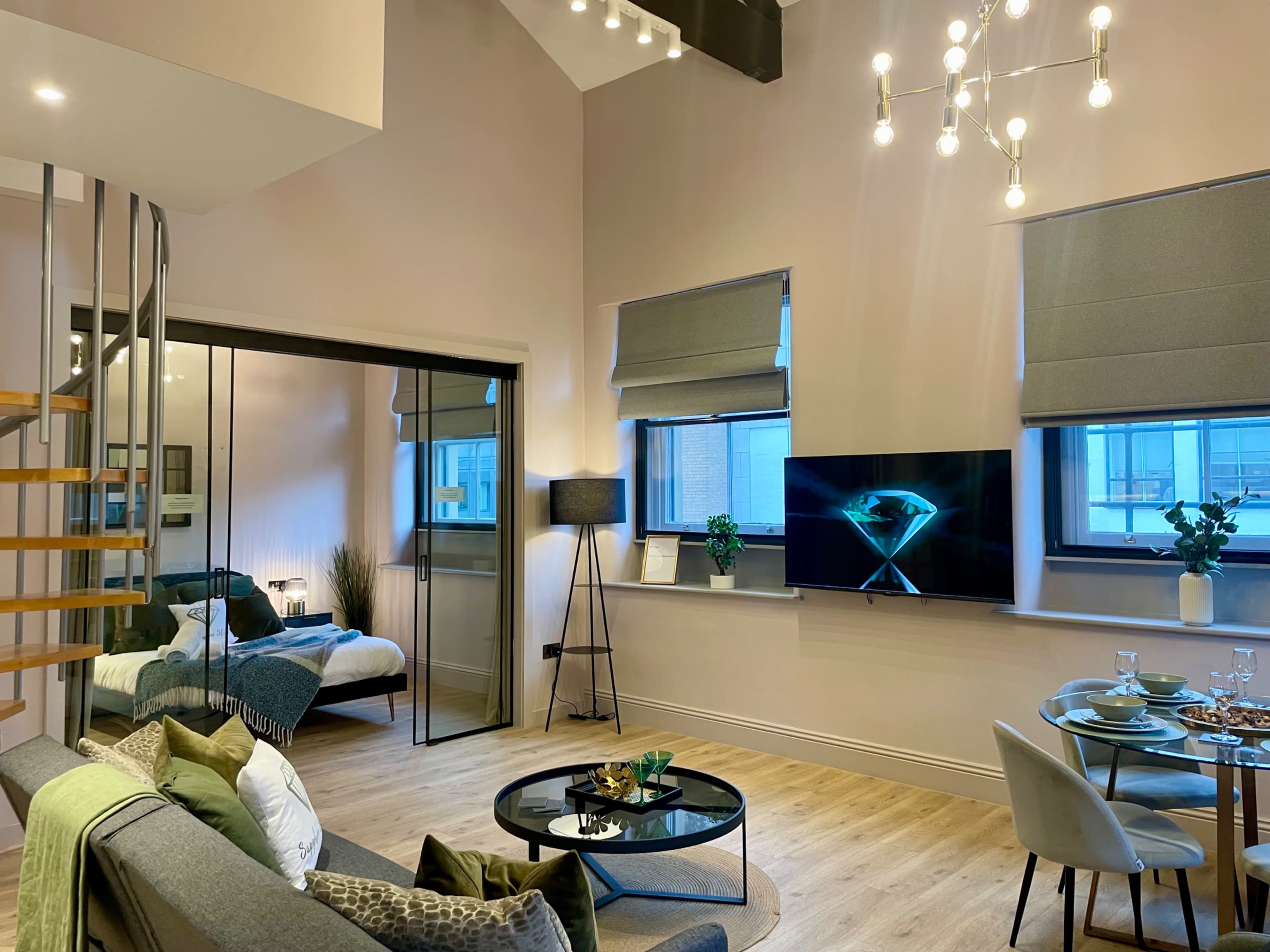 New York style unique spacious apartment Image in Chinatown, Manchester, ENG