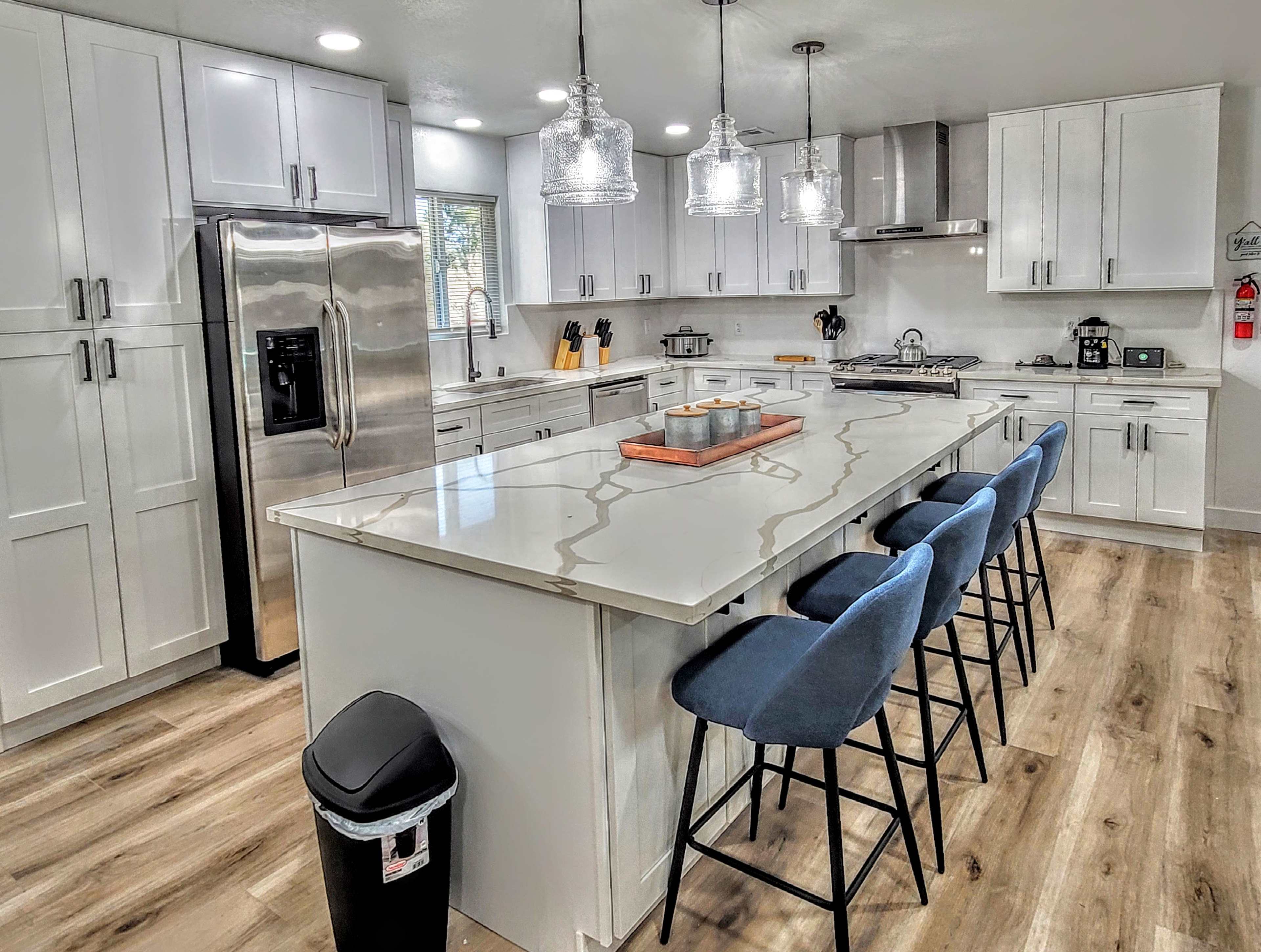 Beautiful Ranch Style Estate with Private Pool and Extended Accommodations Image in Paradise, Las Vegas, NV