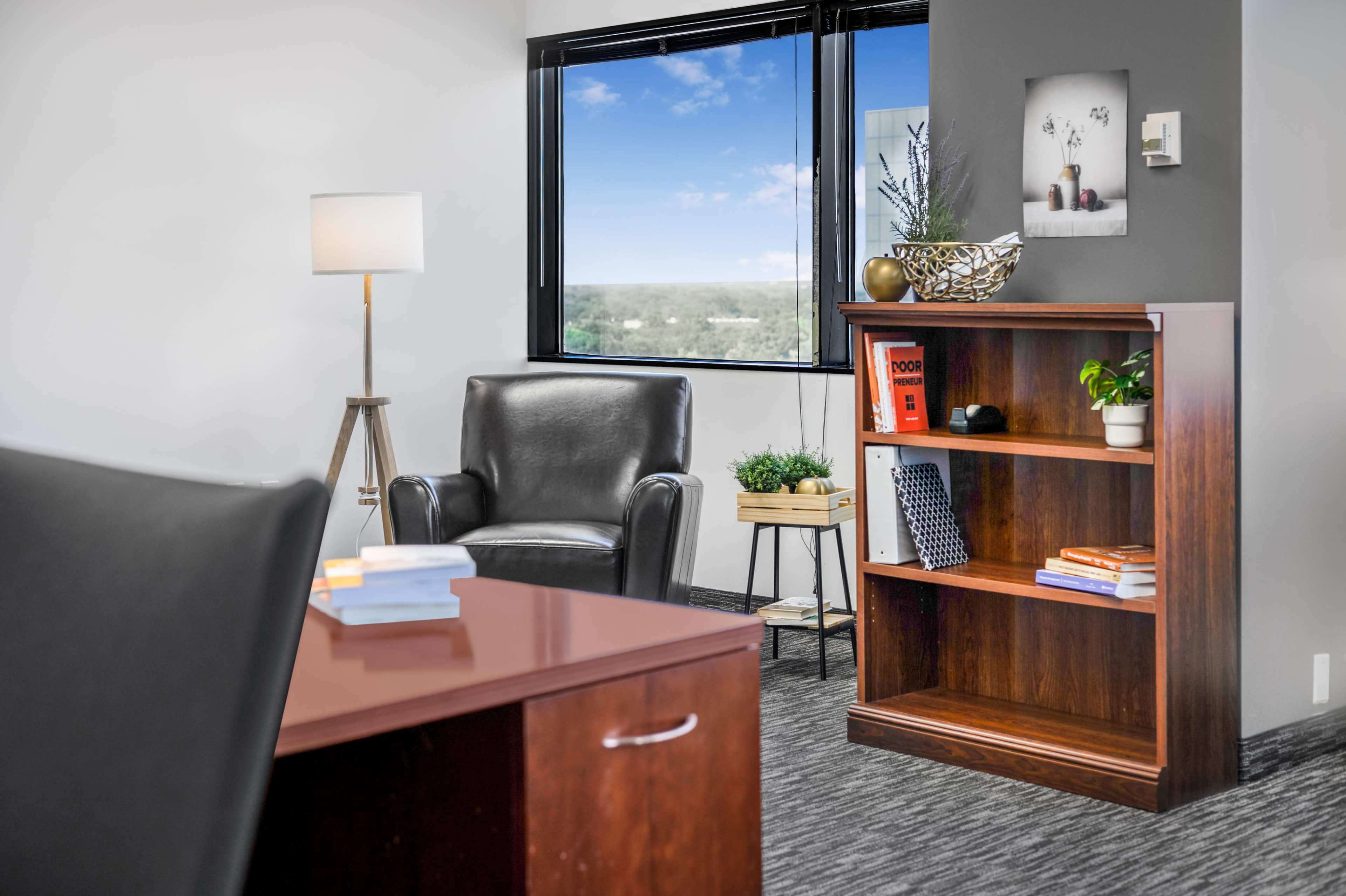 Industrial building Space with Skyline view Image in Farmers Branch, Dallas, TX