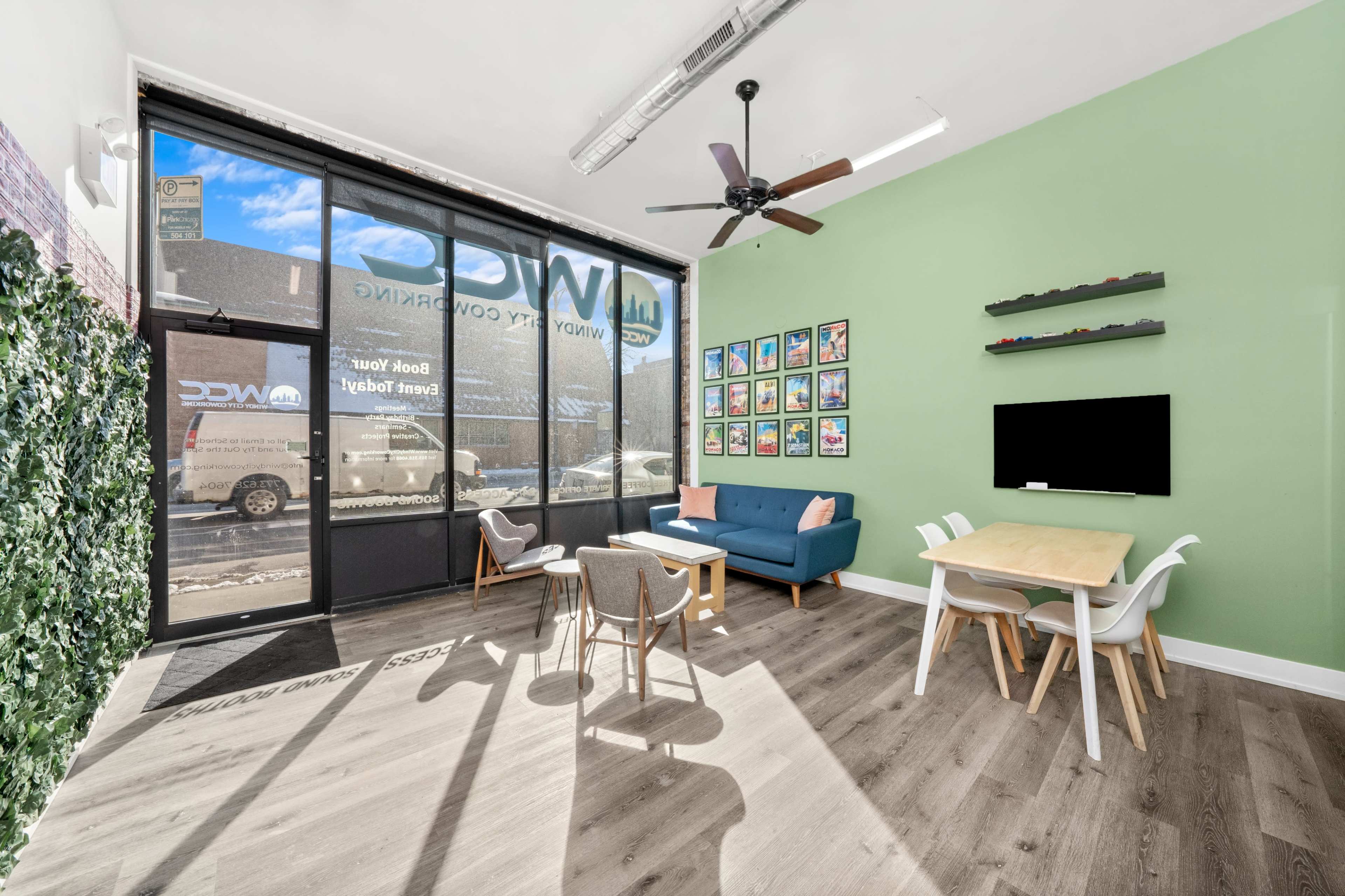 Trendy Space Perfect for Meetings, Events & Seminars Image in Albany Park, Chicago, IL