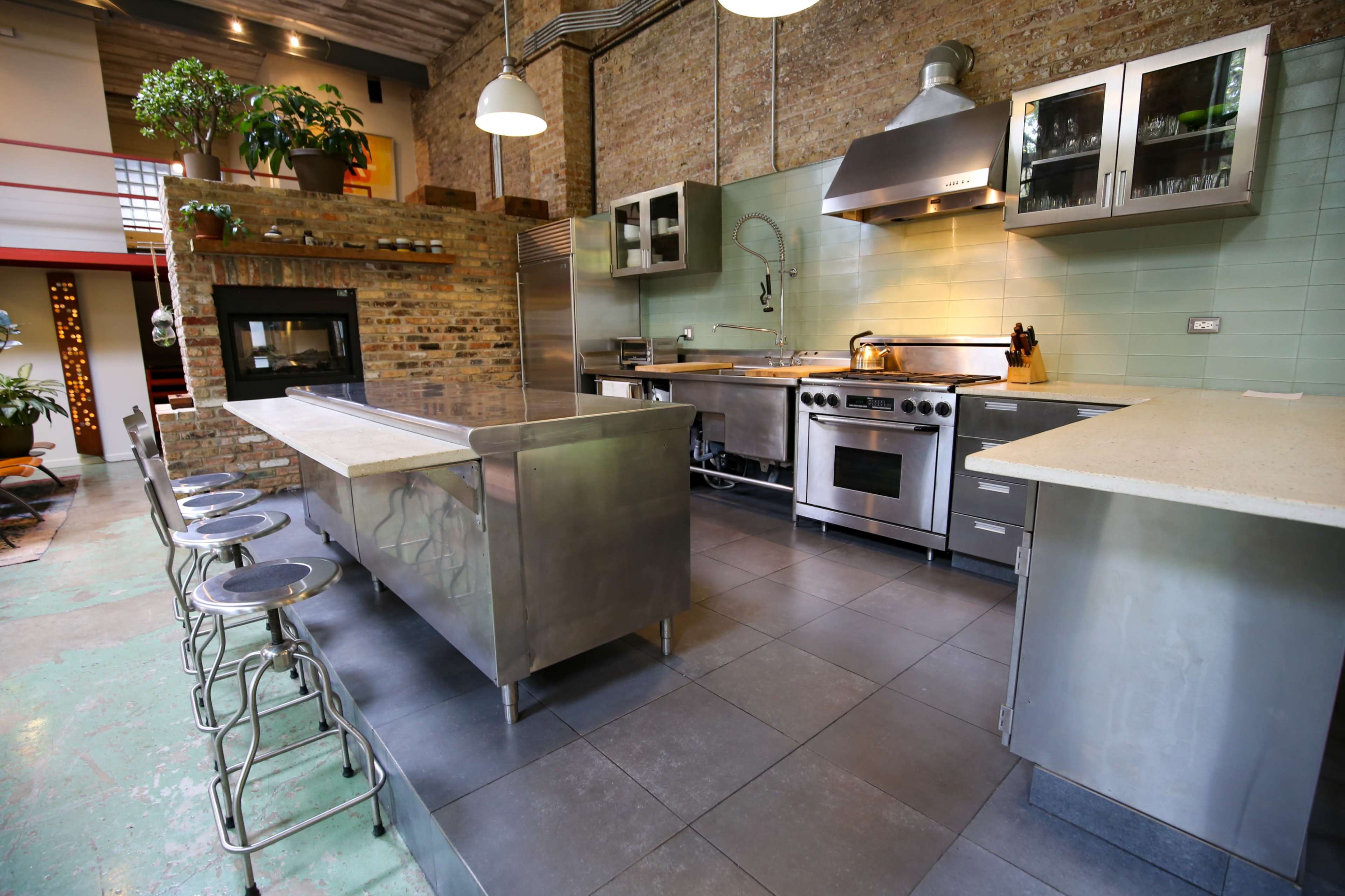 IA House- Inspiring Private Industrial Loft & Garden Image in Irving Park, Chicago, IL