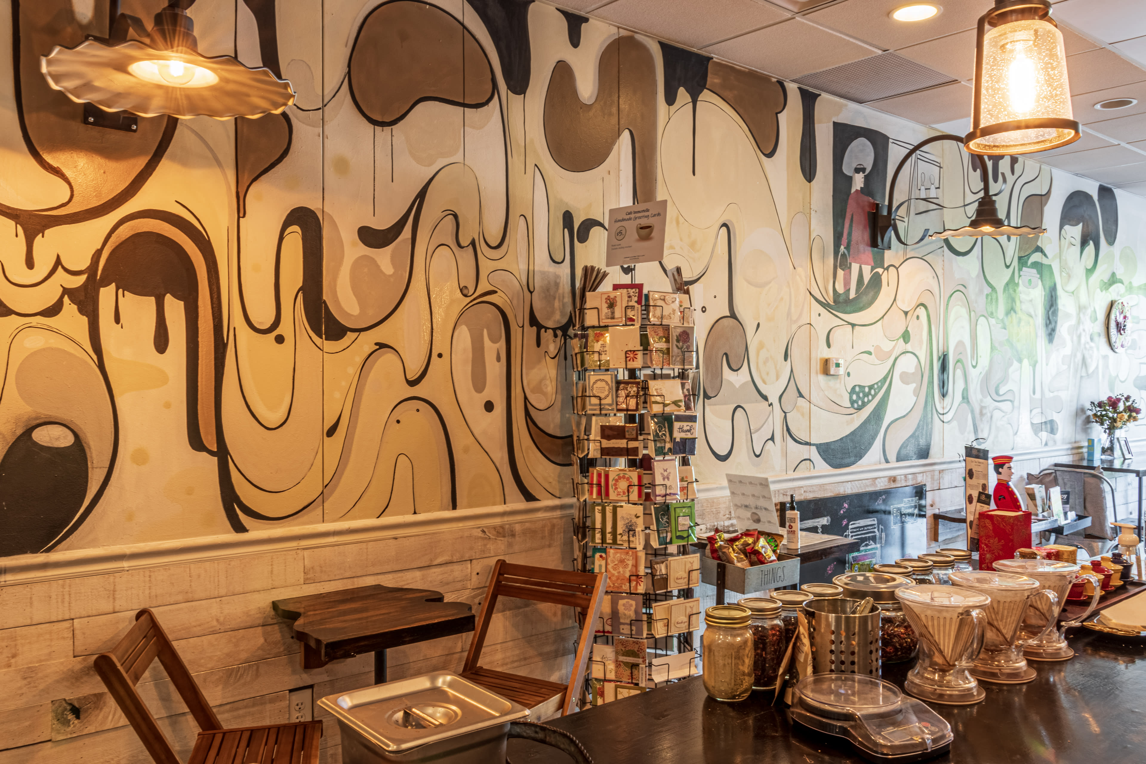 Warm & Quirky Urban Spot for Intimate Celebrations Image in Troy, Troy, MI