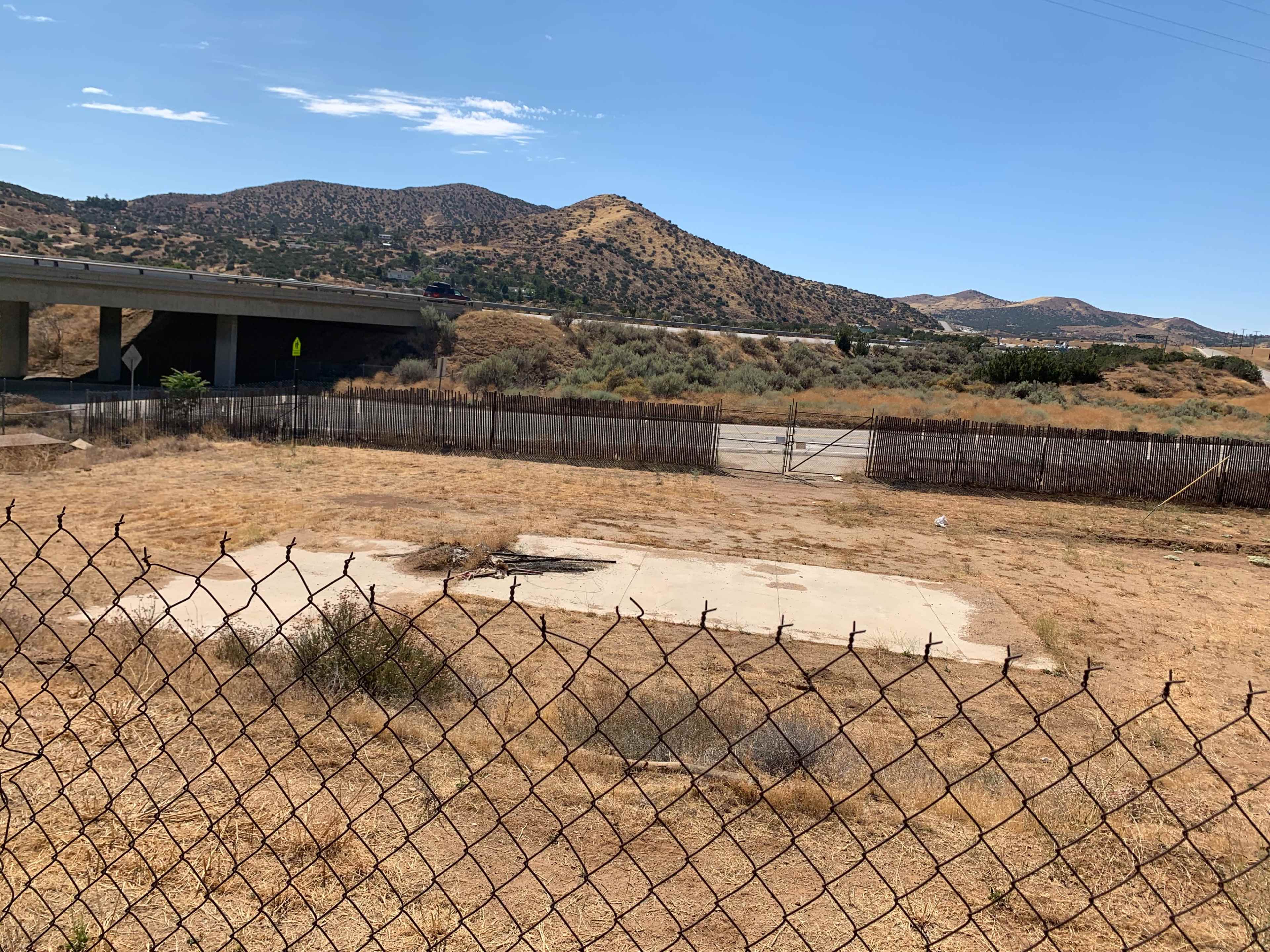Acton, CA vacant Lot for Crew Parking, Base Camps, on M1 property Image in Acton, Acton, CA