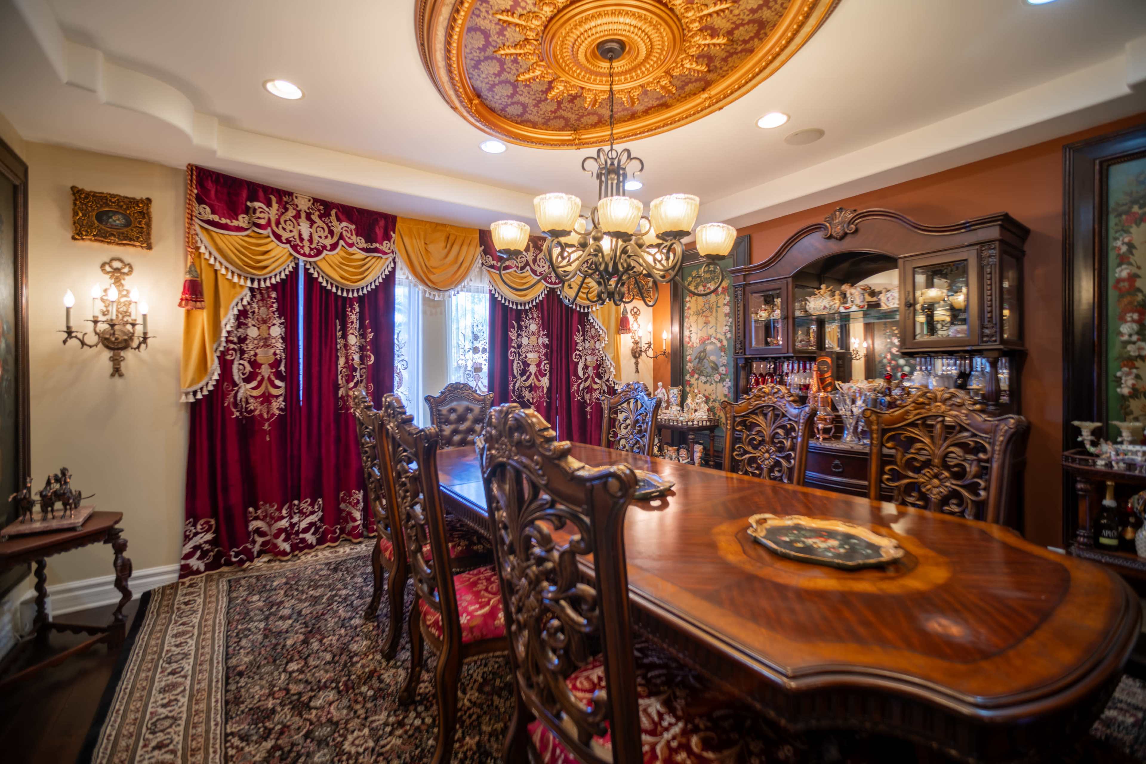 Versailles-Inspired Film Location Image in Valley Glen, Valley Village, CA