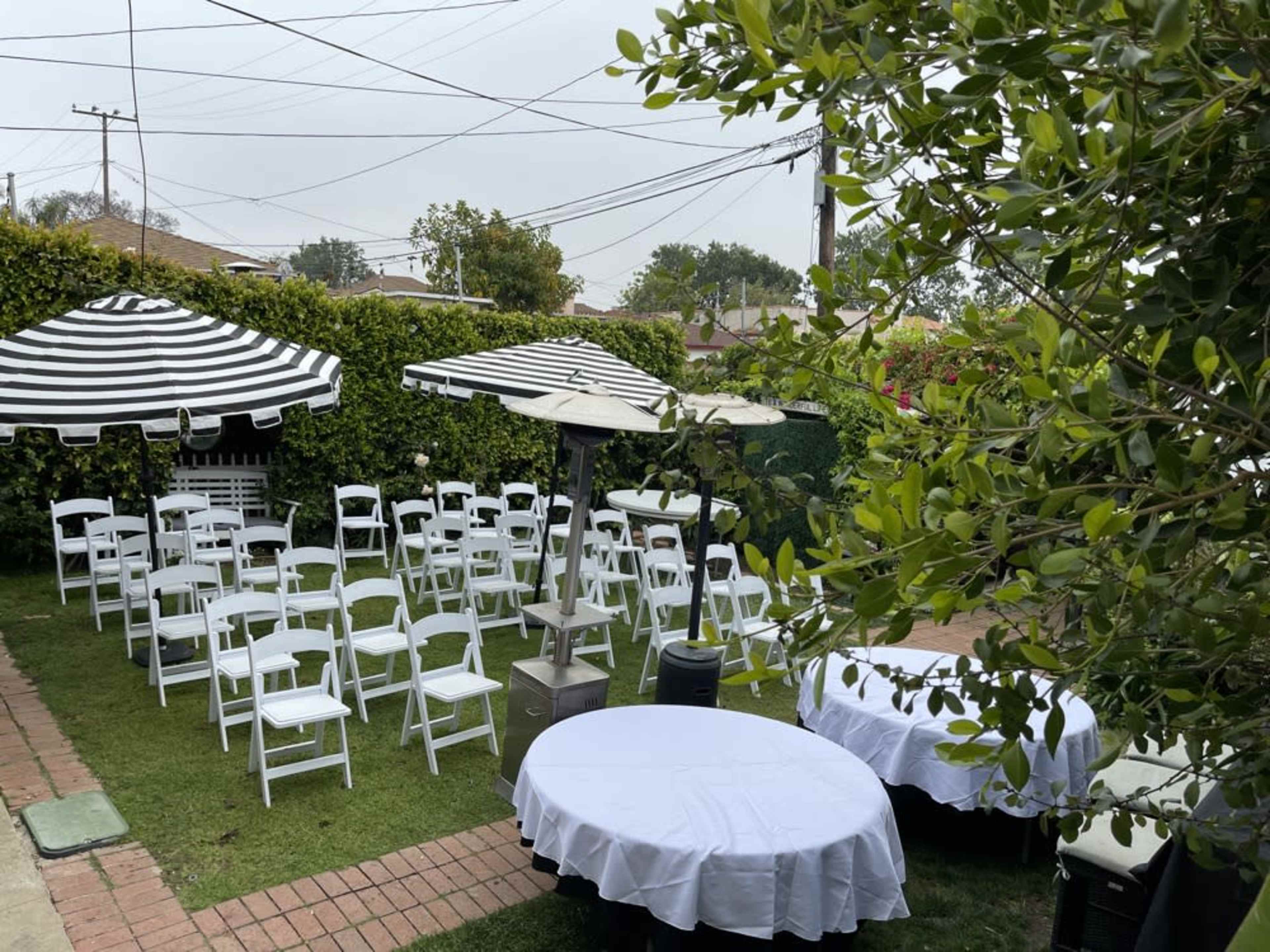 tables/chairs