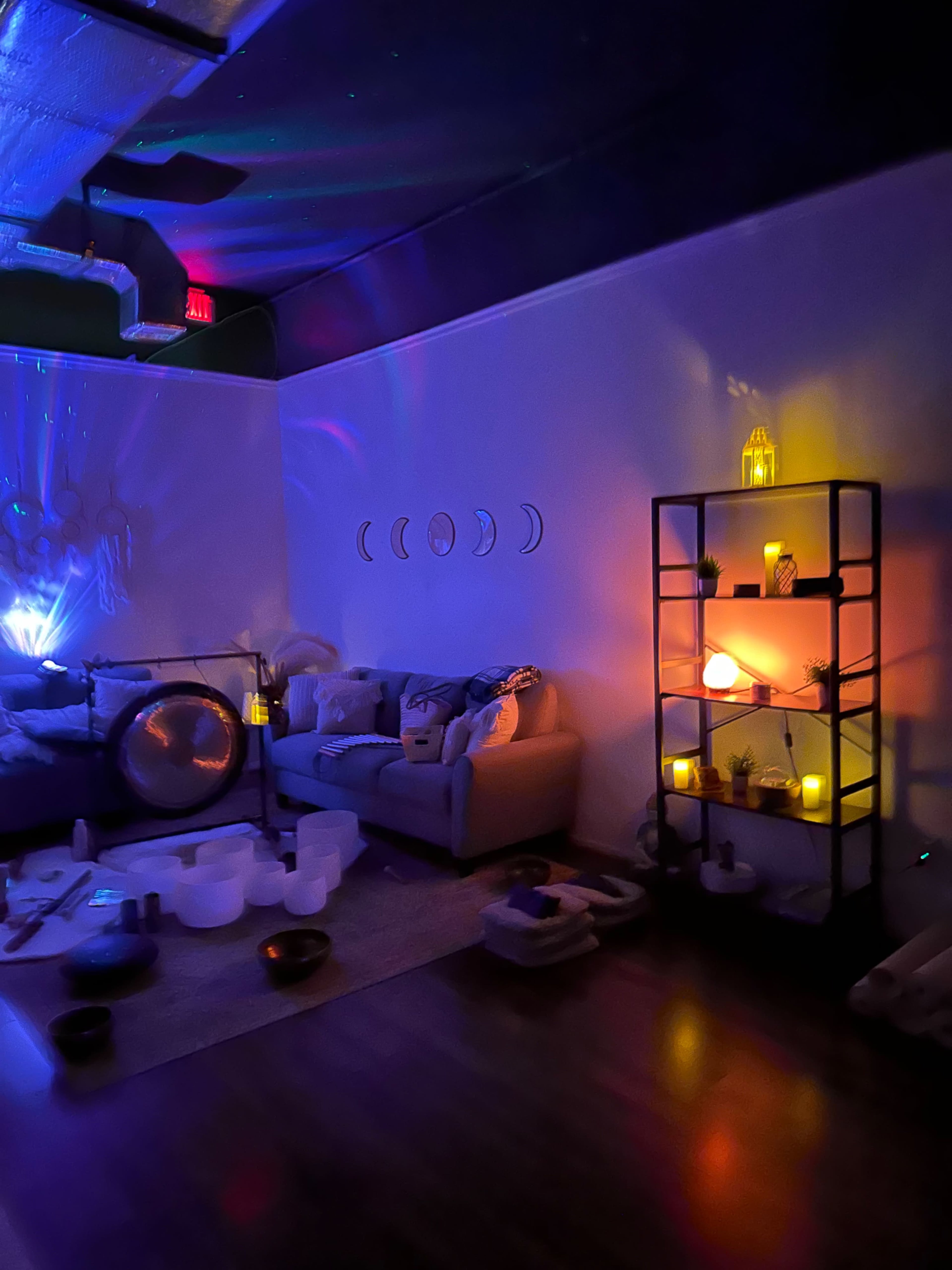 Downtown Hollywood cozy art and meditation space Image in Parkside, Hollywood, FL