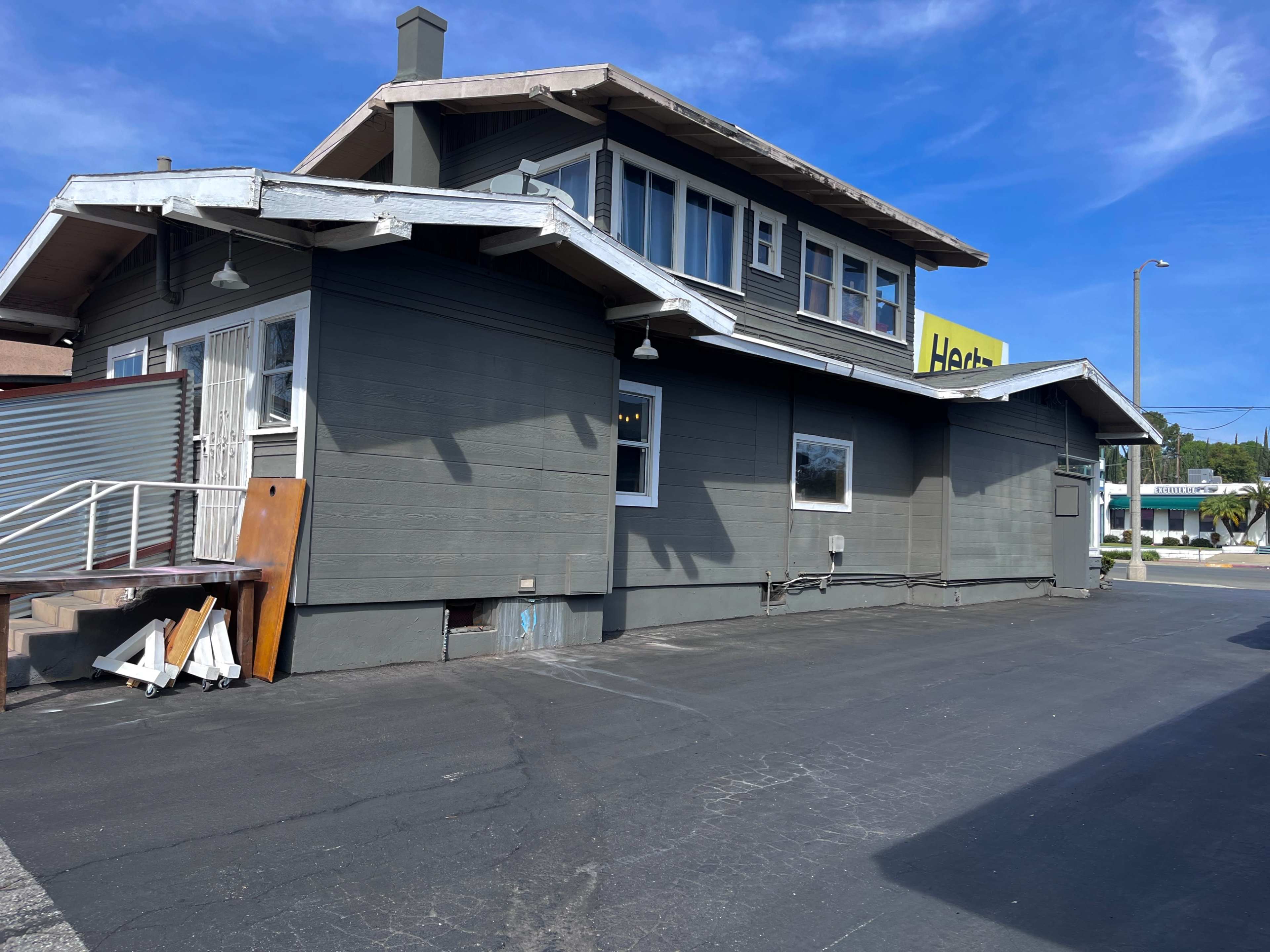 Quaint antique furniture shop Image in Whittier, Whittier, CA