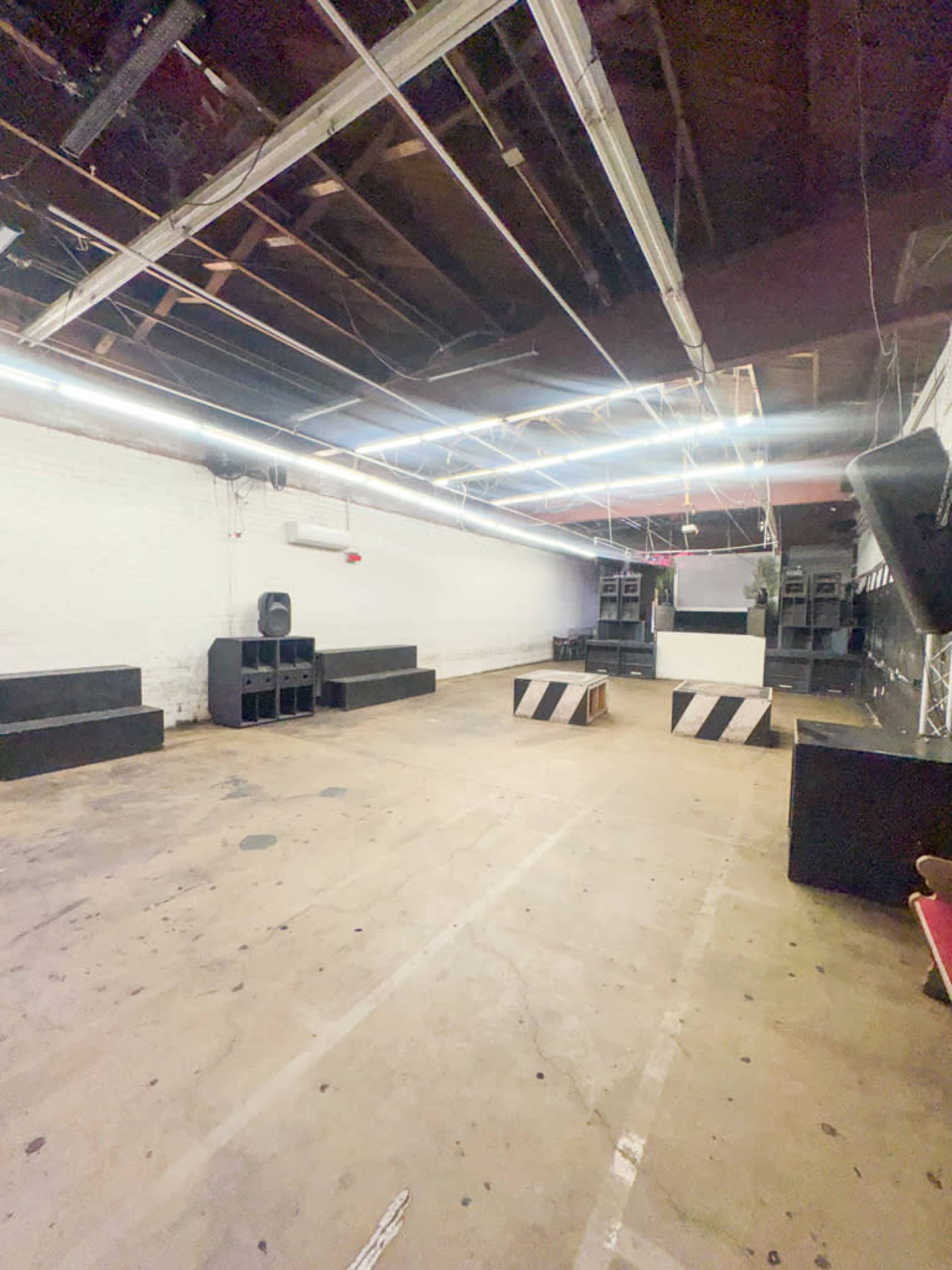 Unique Downtown Production and Event Warehouse Image in South Los Angeles, Los Angeles, CA