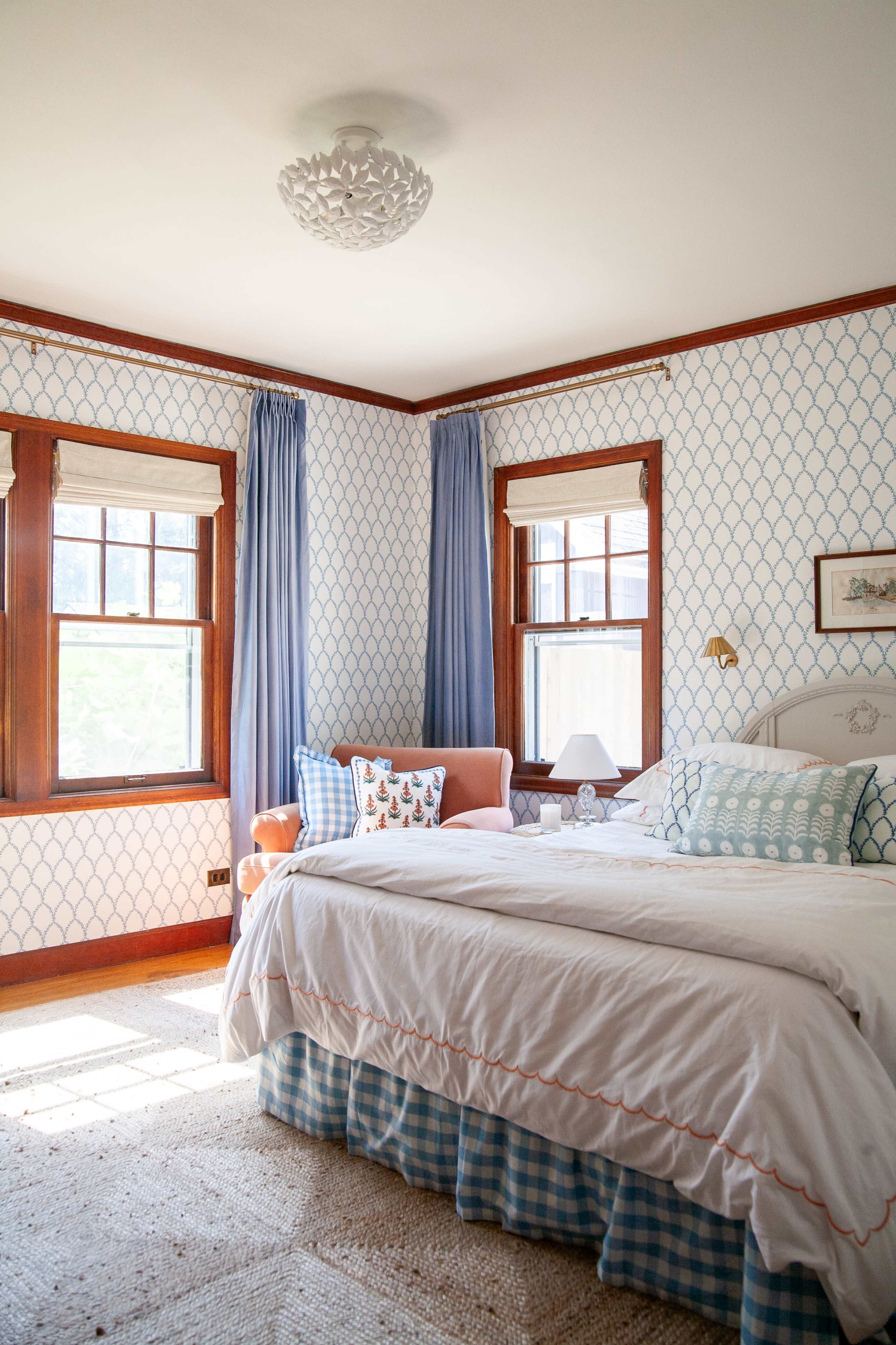 Charming historic downtown neighborhood and welcoming home Image in Hillsboro, Hillsboro, OR