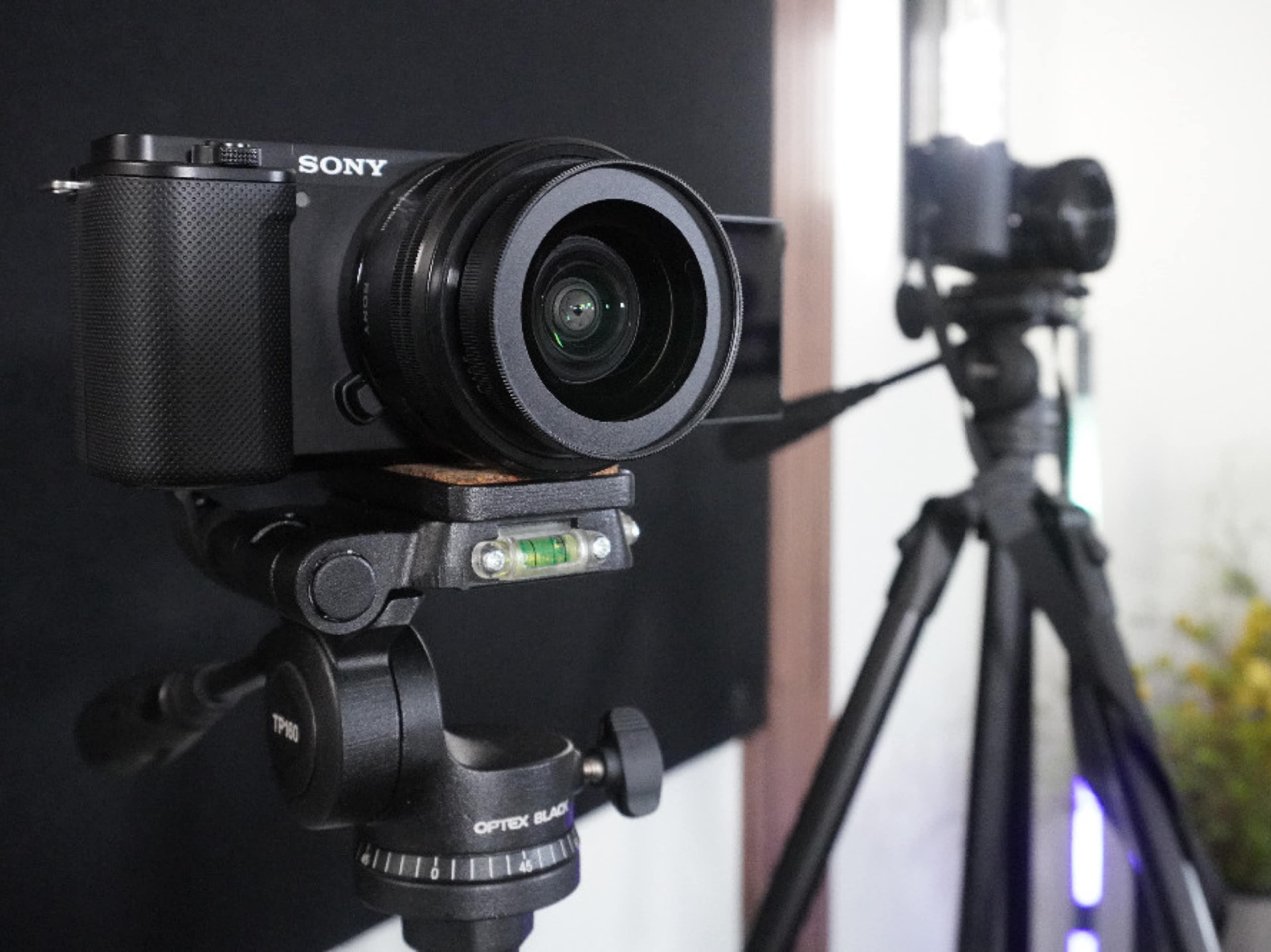 Sony ZV - E10  
