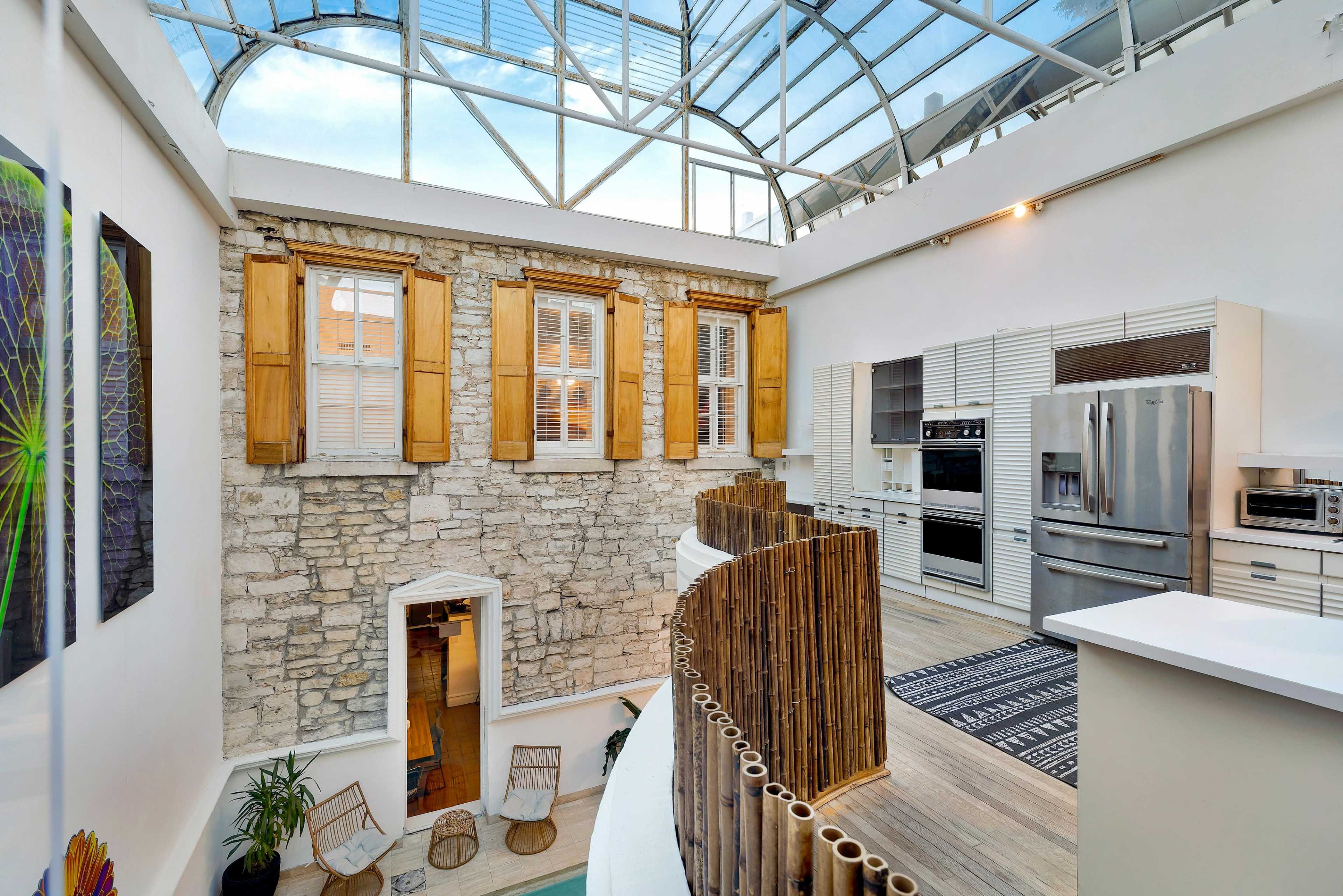 Historic Old 6th St Estate w Glass Ceiling and Indoor Pool Image in Downtown Austin, Austin, TX