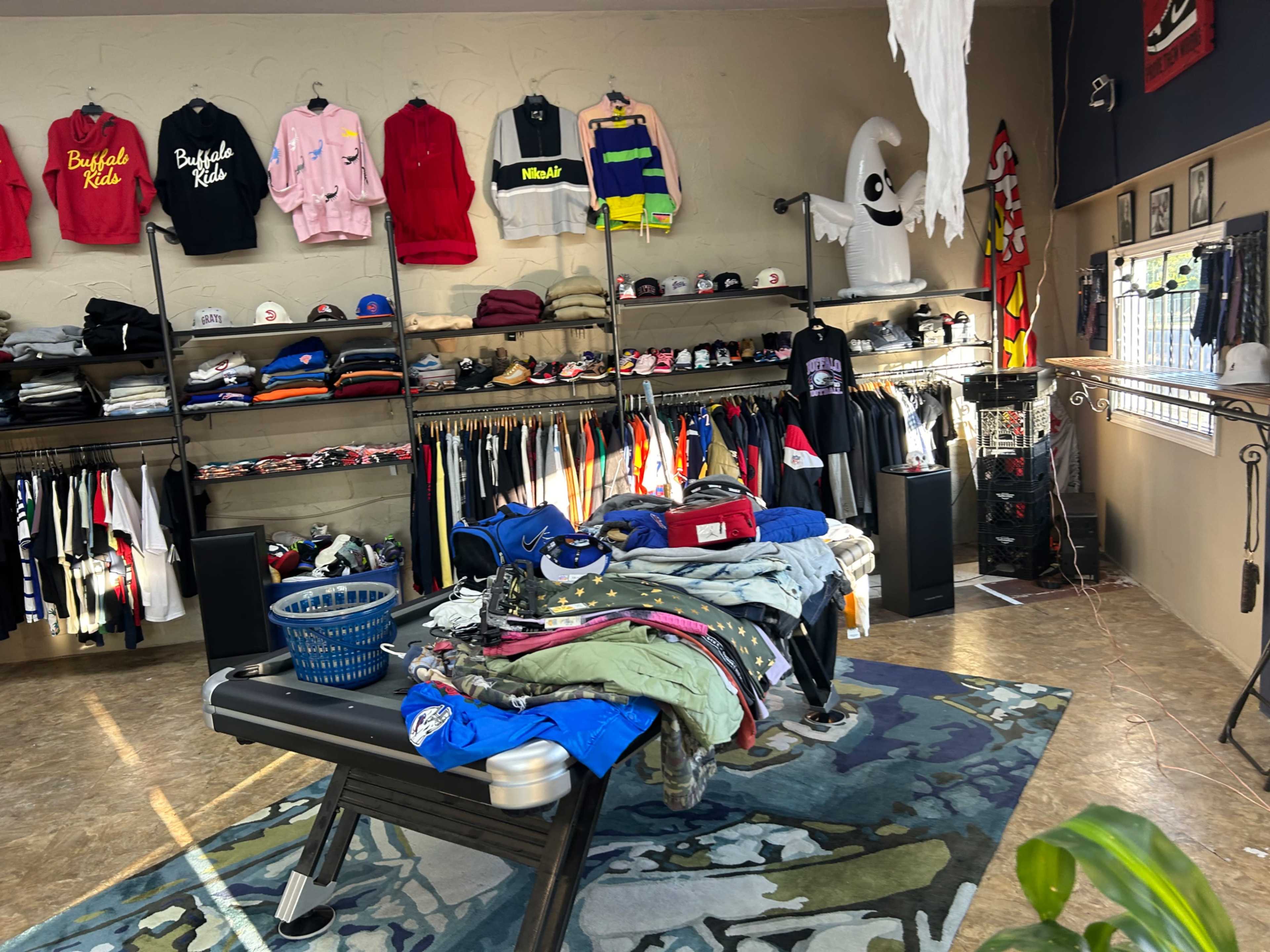 The Lounge & Showroom: Perfect for Pop-Ups, Events, and More Image in Cold Springs, Buffalo, NY
