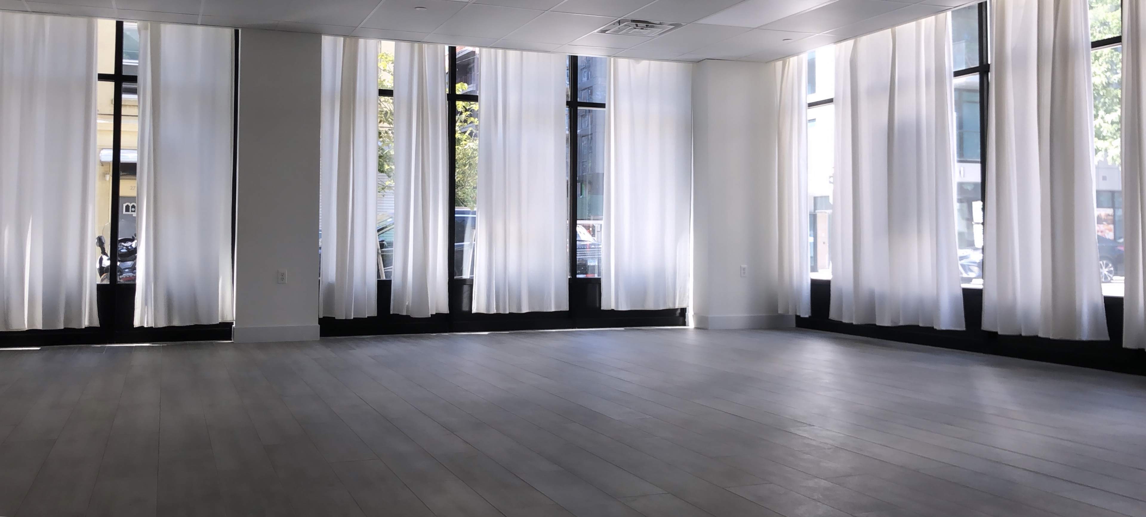 Modern and Sleek Art & Yoga Studio Image in Long Island City, Long Island City, NY