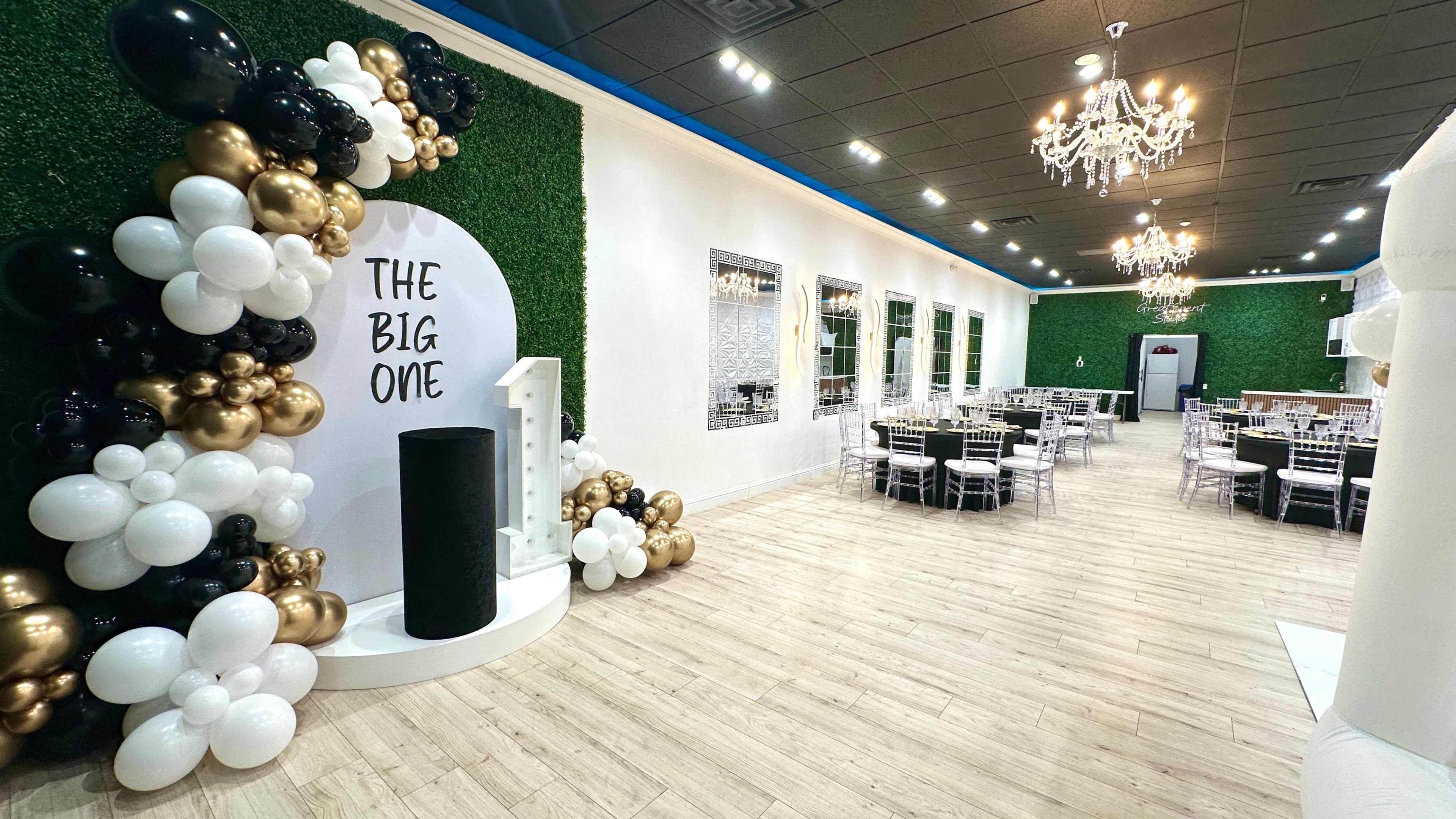 Modern classic event space in the Valley Image in Tarzana, Tarzana, CA