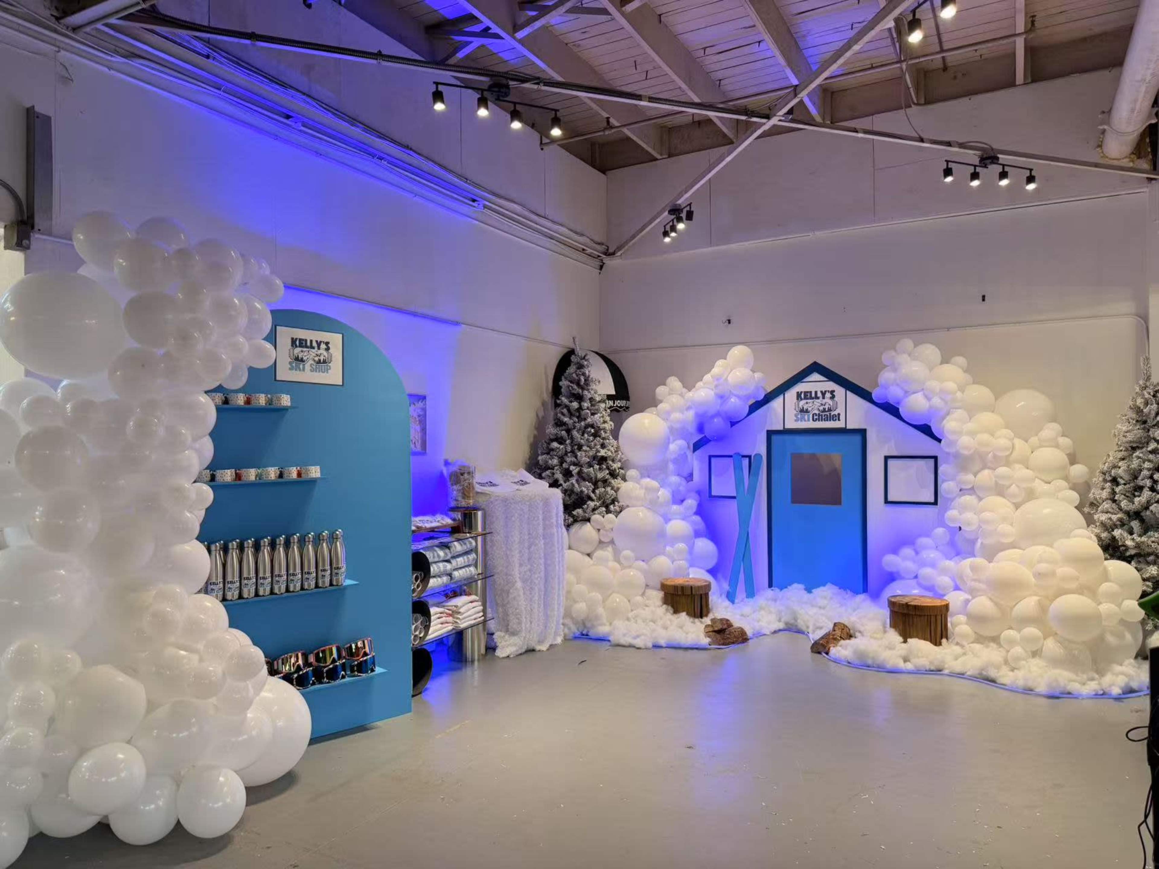 Modern Unique Studio with Bar Island Image in Lindenville, South San Francisco, CA