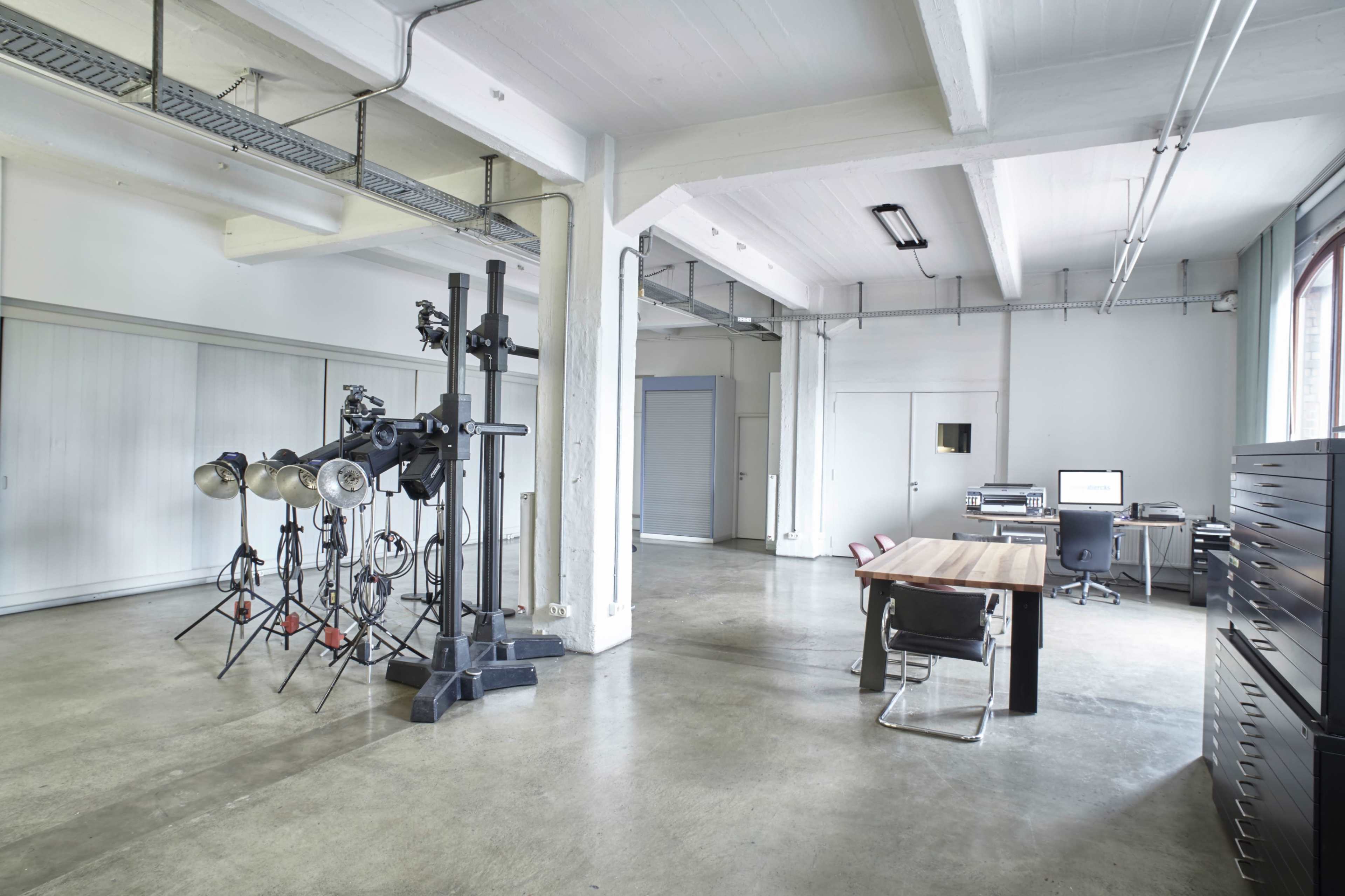 Studio direkt an der Elbe -500 m² im historischen Speicher von 1897 Image in Rothenburgsort, Hamburg