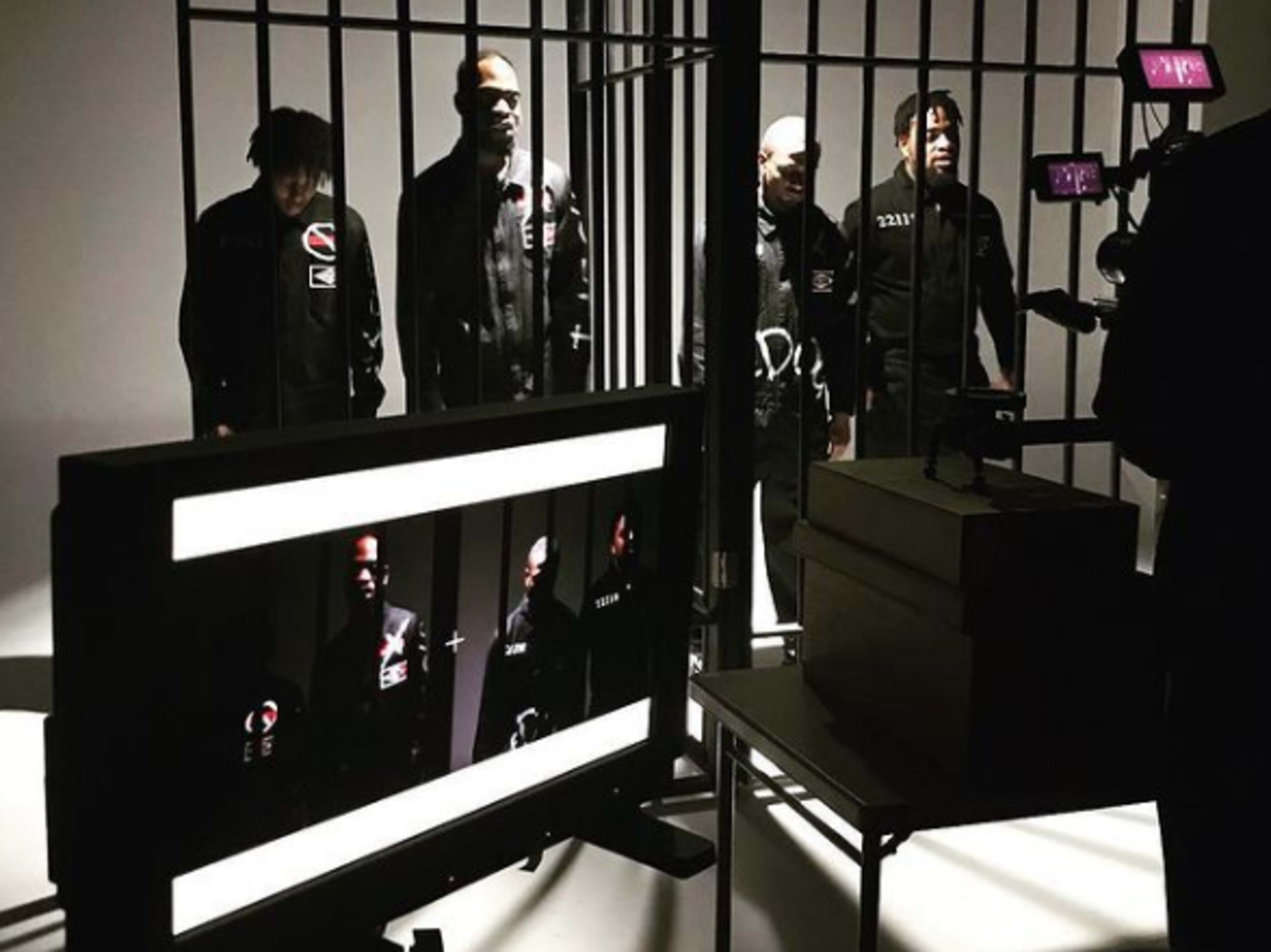 Jail Cell Set