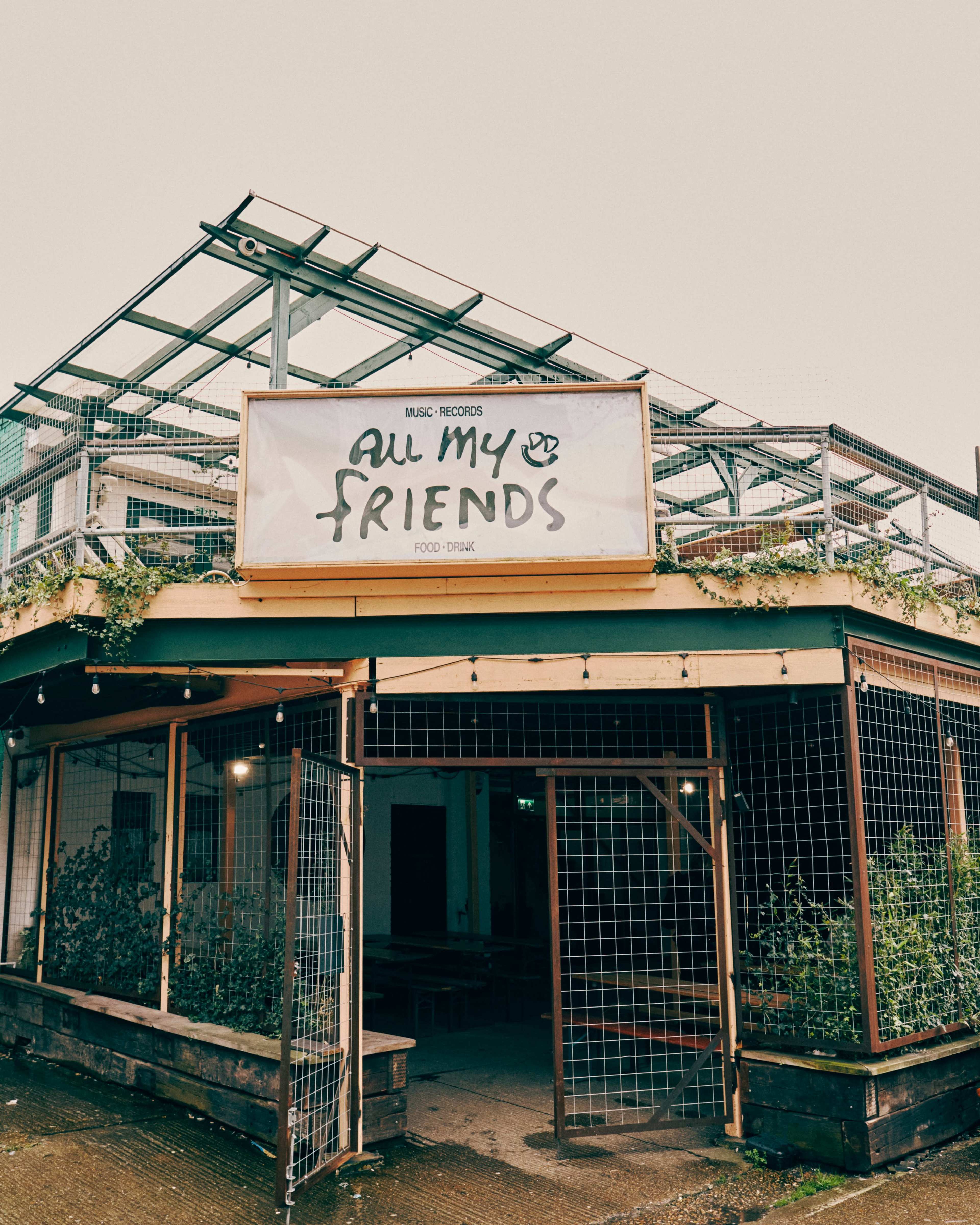 Contemporary bar with retro furnishings Image in Stratford, London, ENG