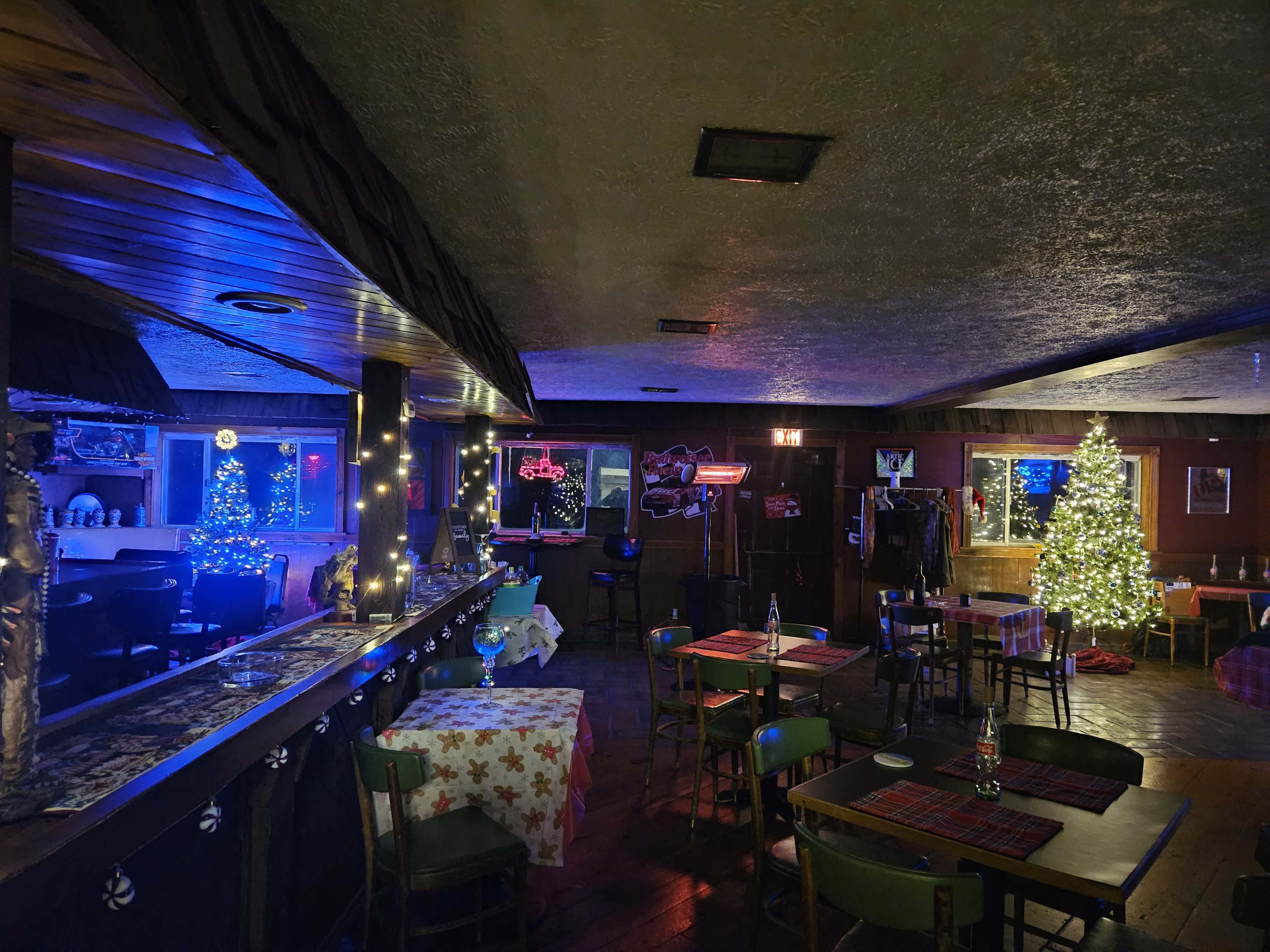 Bar restaurant in country Image in Gainesville, Silversprings, NY