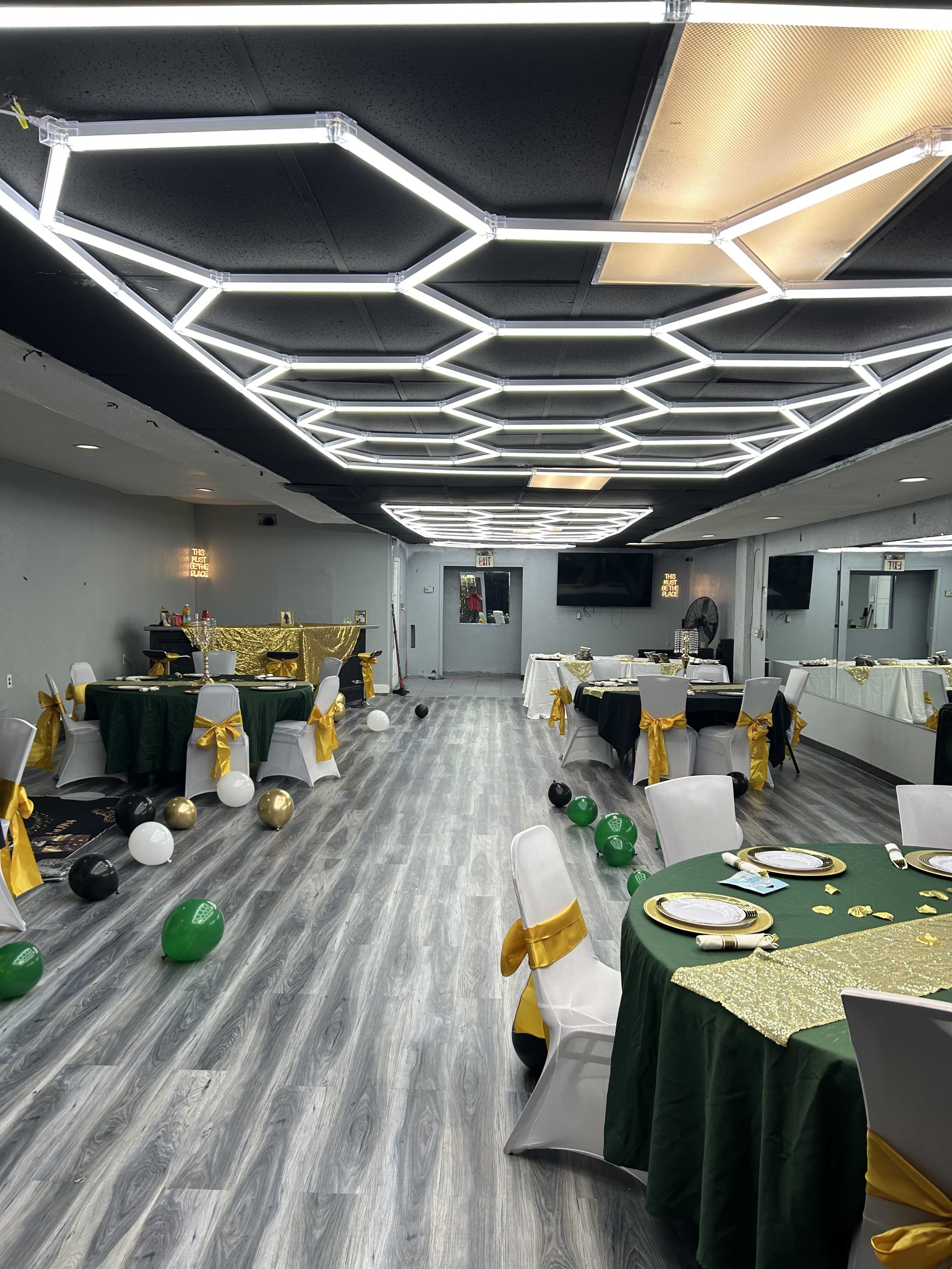 Neighborhood Main event center ! Image in Noble and Gregory Ridge, Kansas city, MO