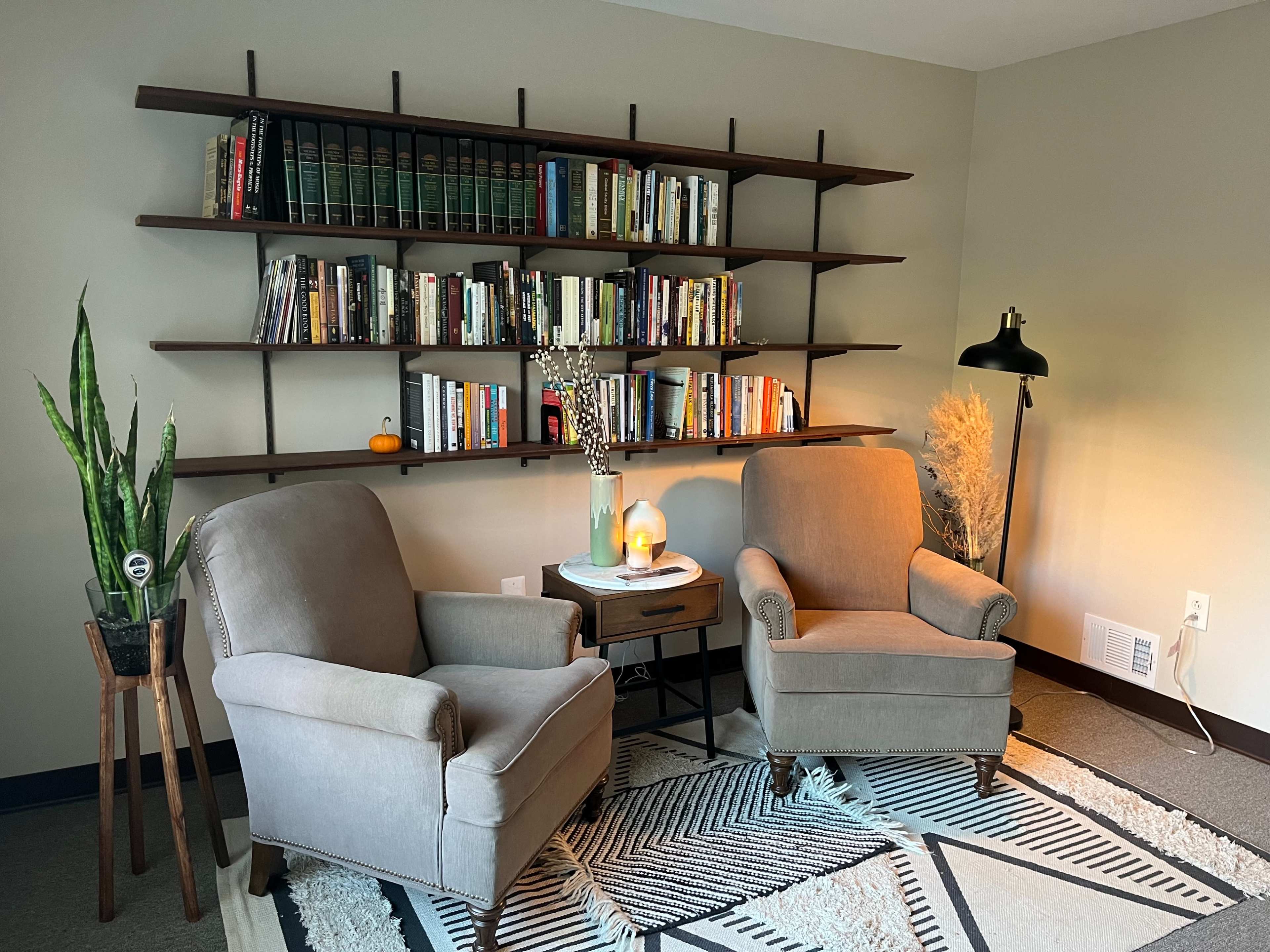 Relaxing Chic Therapy Office Image in Martinsville, Martinsville, NJ