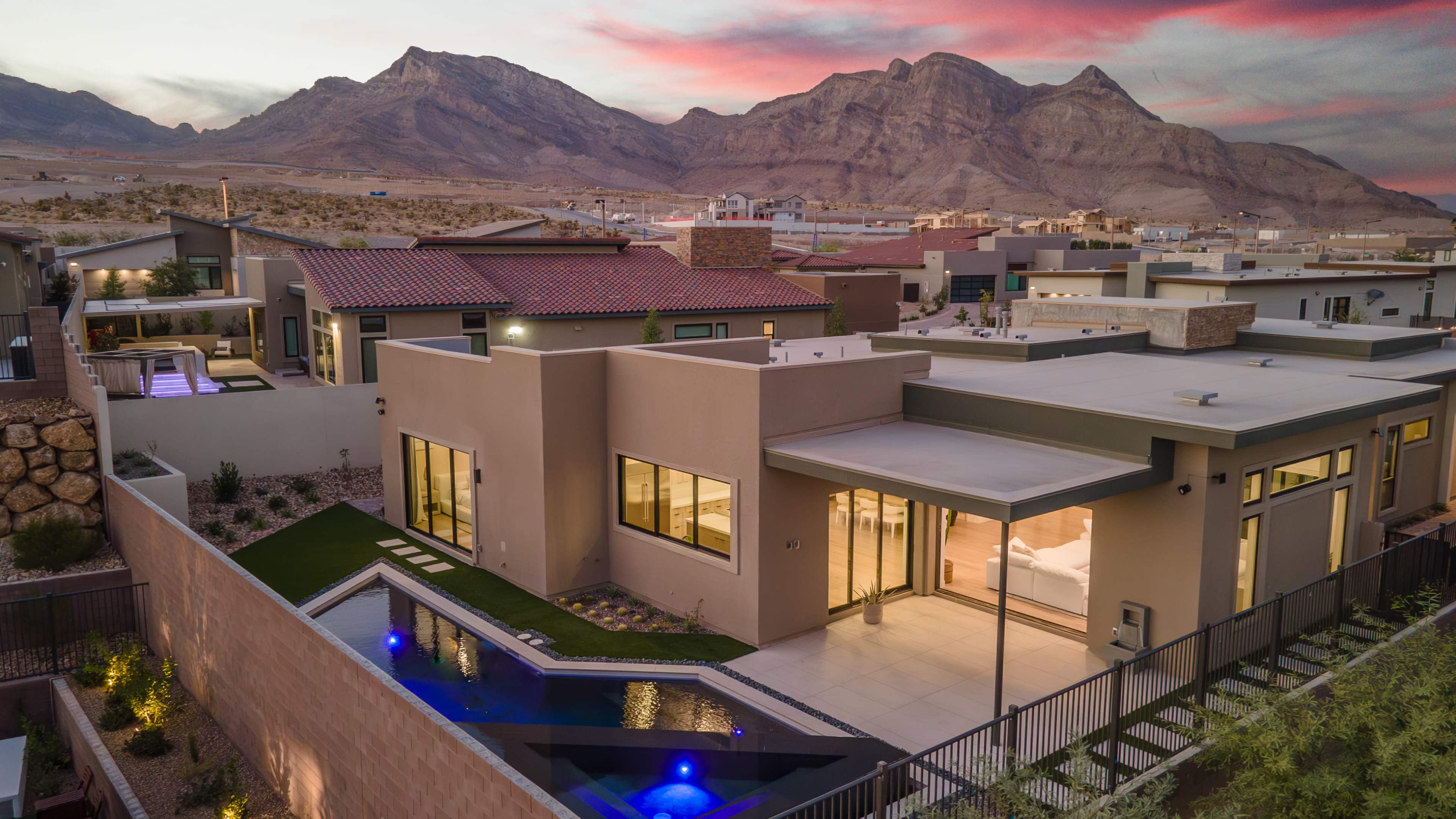 ASCAYA - Modern Villa in The Clouds Image in Summerlin, Las Vegas, NV