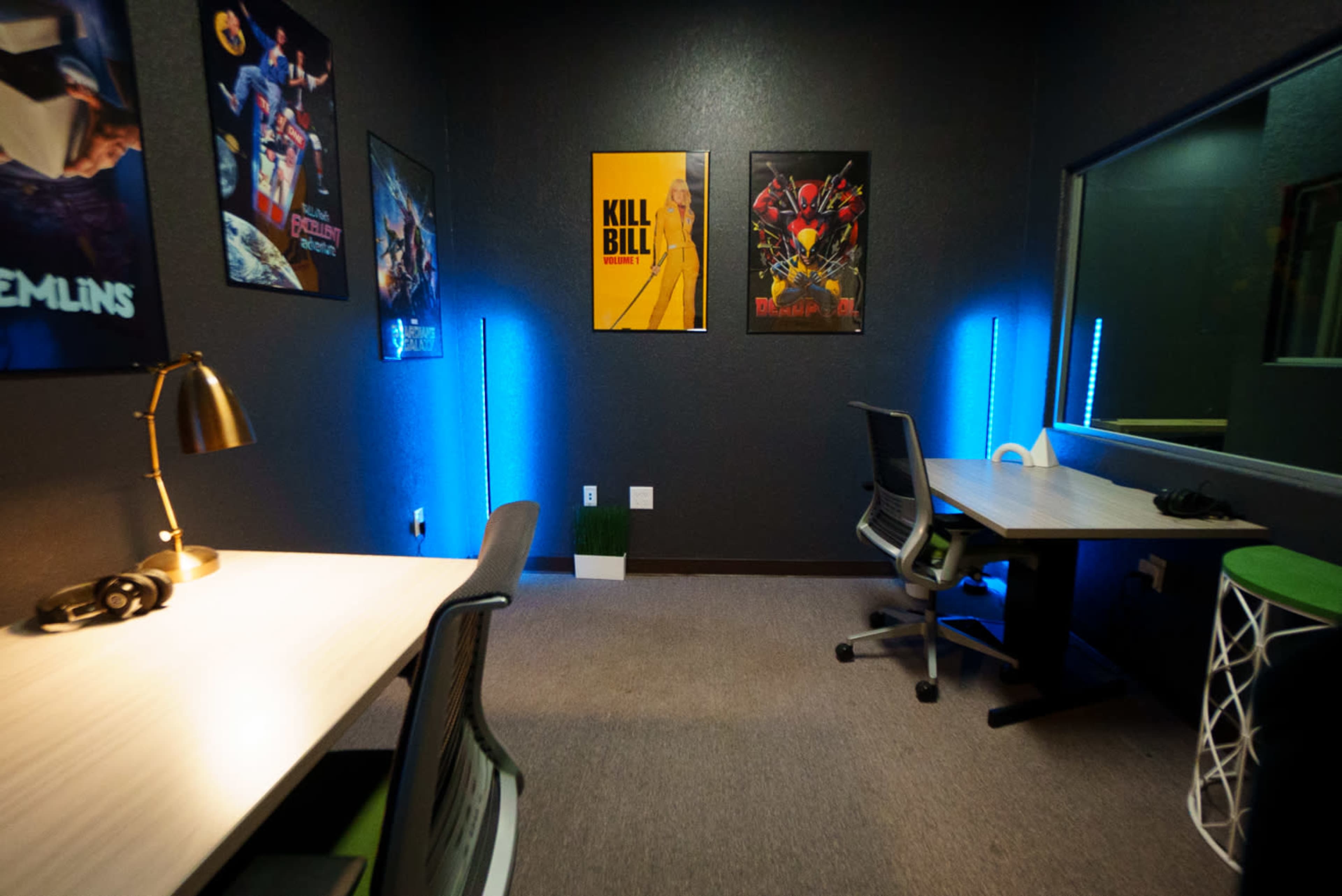 Editing Office Photographers/Videographers Image in Valley Forge, San Antonio, TX