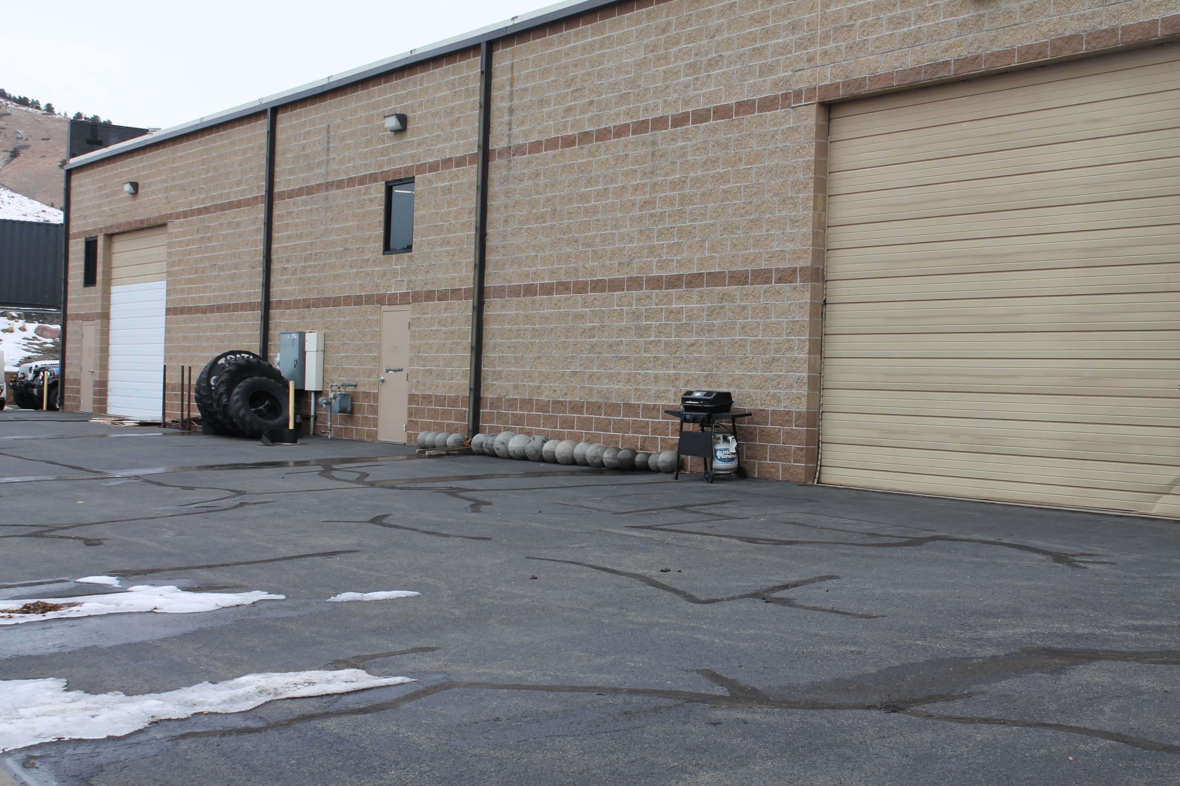Large, Open Industrial Space Near Trails Image in Golden, Golden, CO