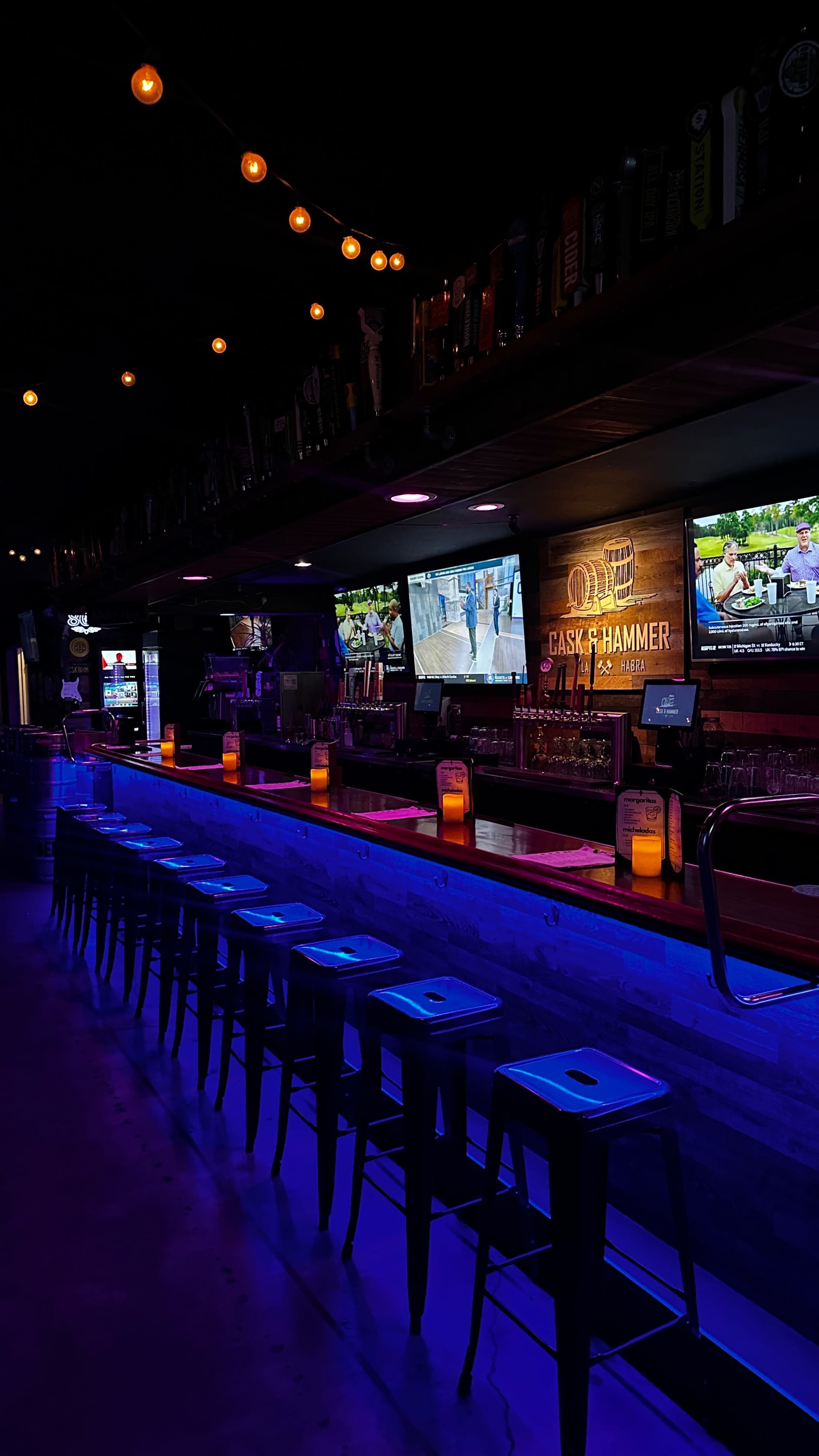 Rustic-Industrial Beer Bar with 33 Draft Options Image in La Habra, La Habra, CA
