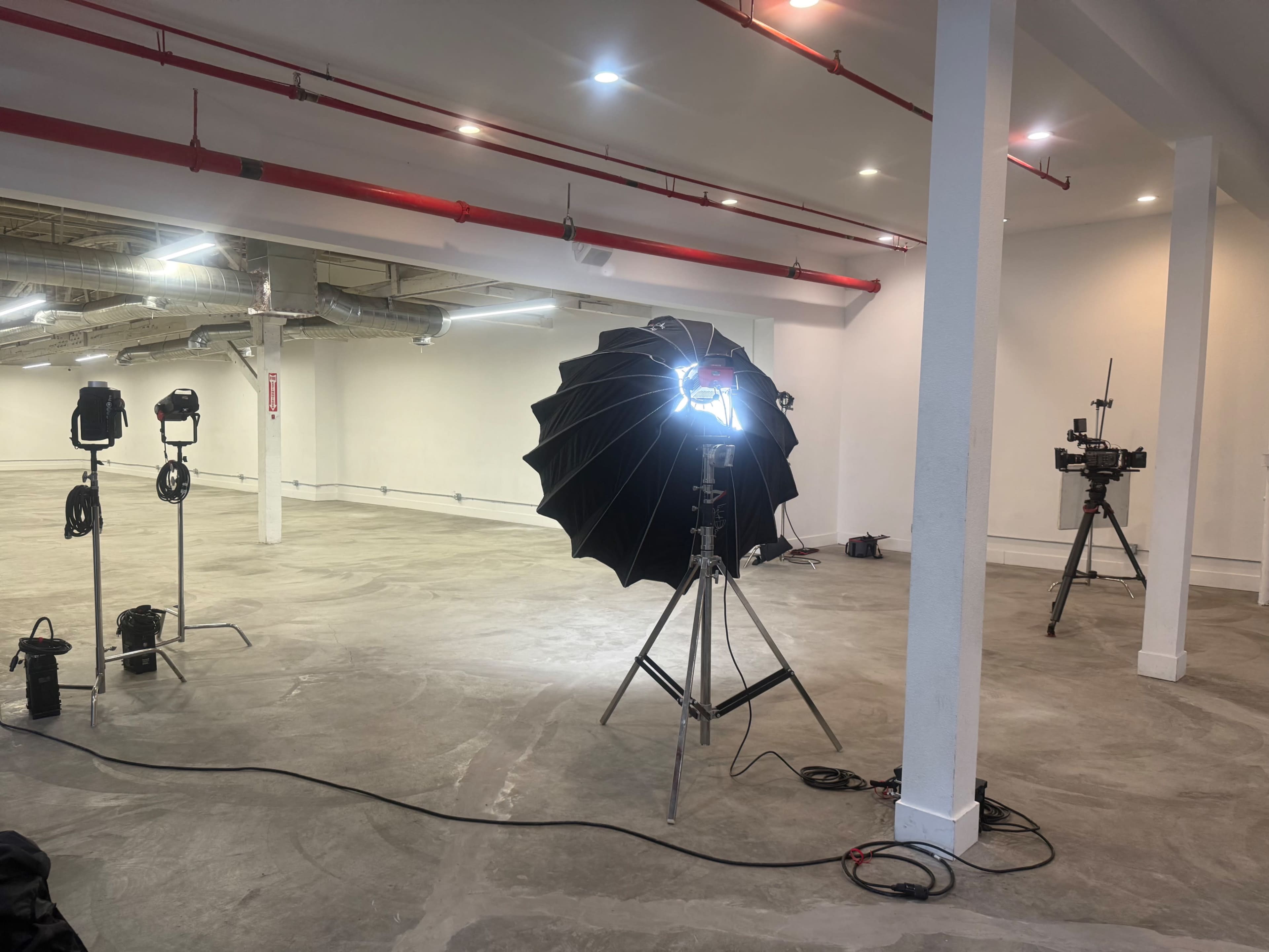 Versatile Downtown LA Production Space – Ideal for Film, Photo, and Content Creation Image in Central LA, Los Angeles, CA