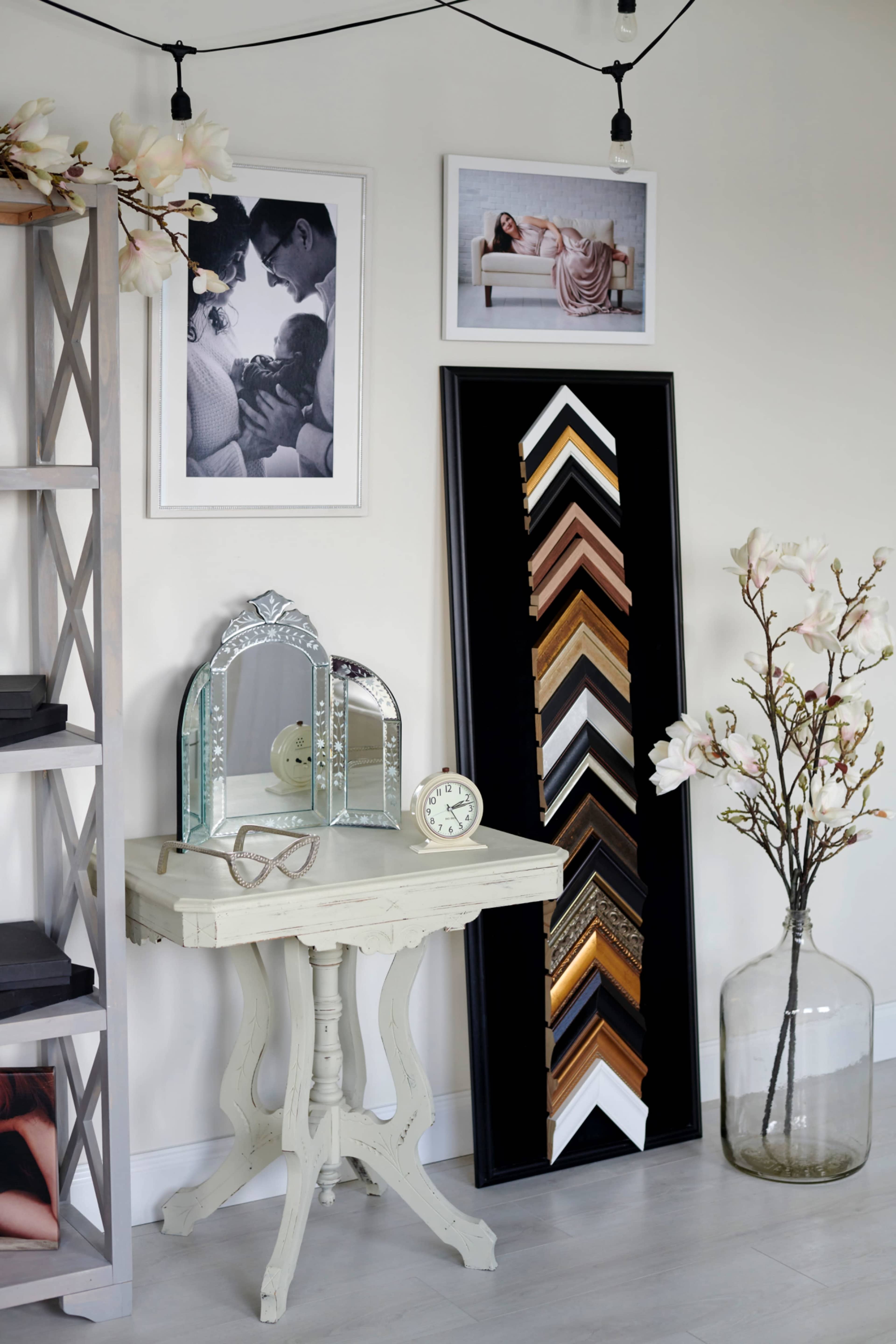 Cranberry Photo Studio with Natural Light and Blackout Blinds Image in Cranberry Township, Cranberry Township, PA