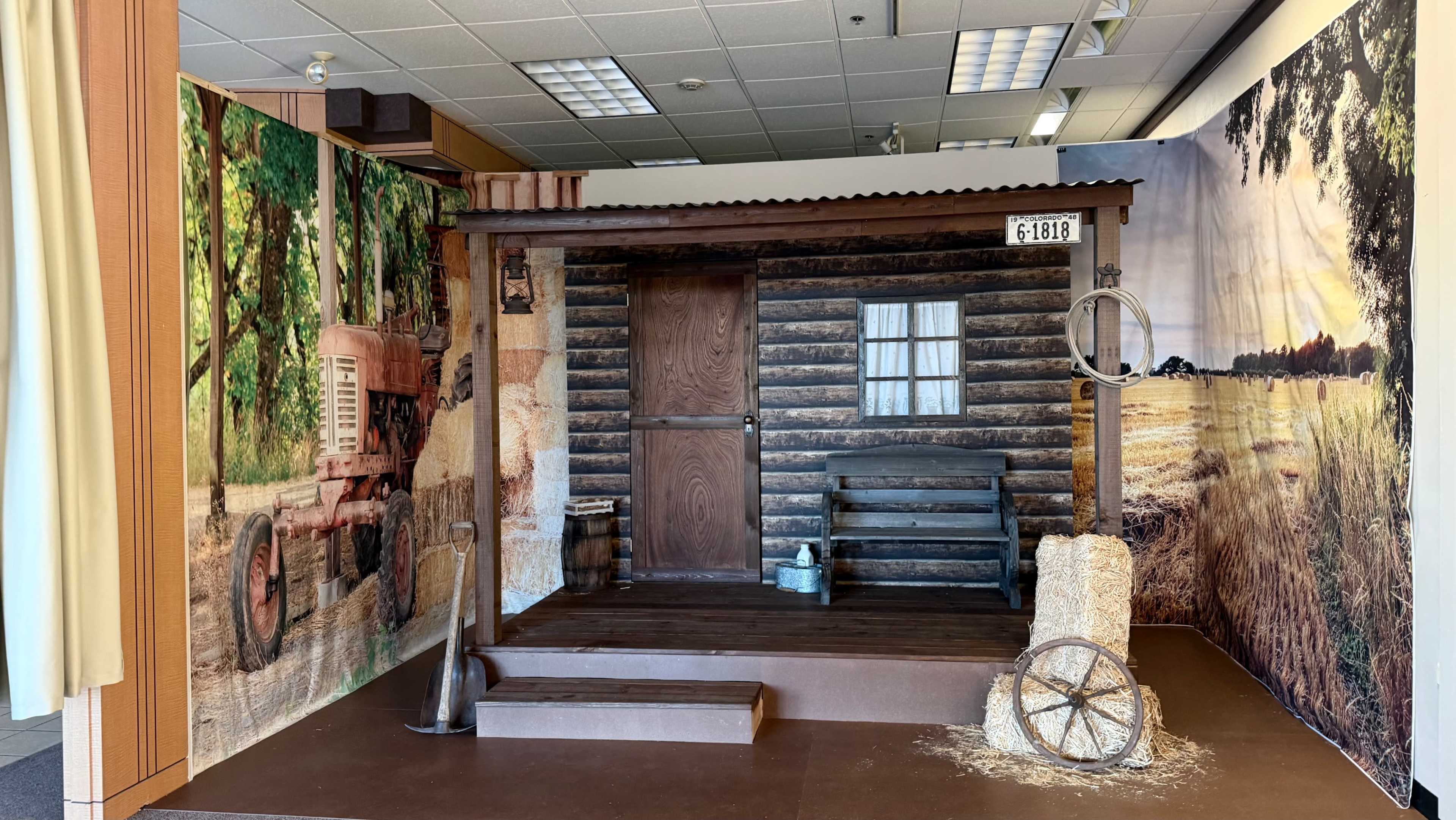 Indoor cabin photography set Image in Applewood, Lakewood, CO