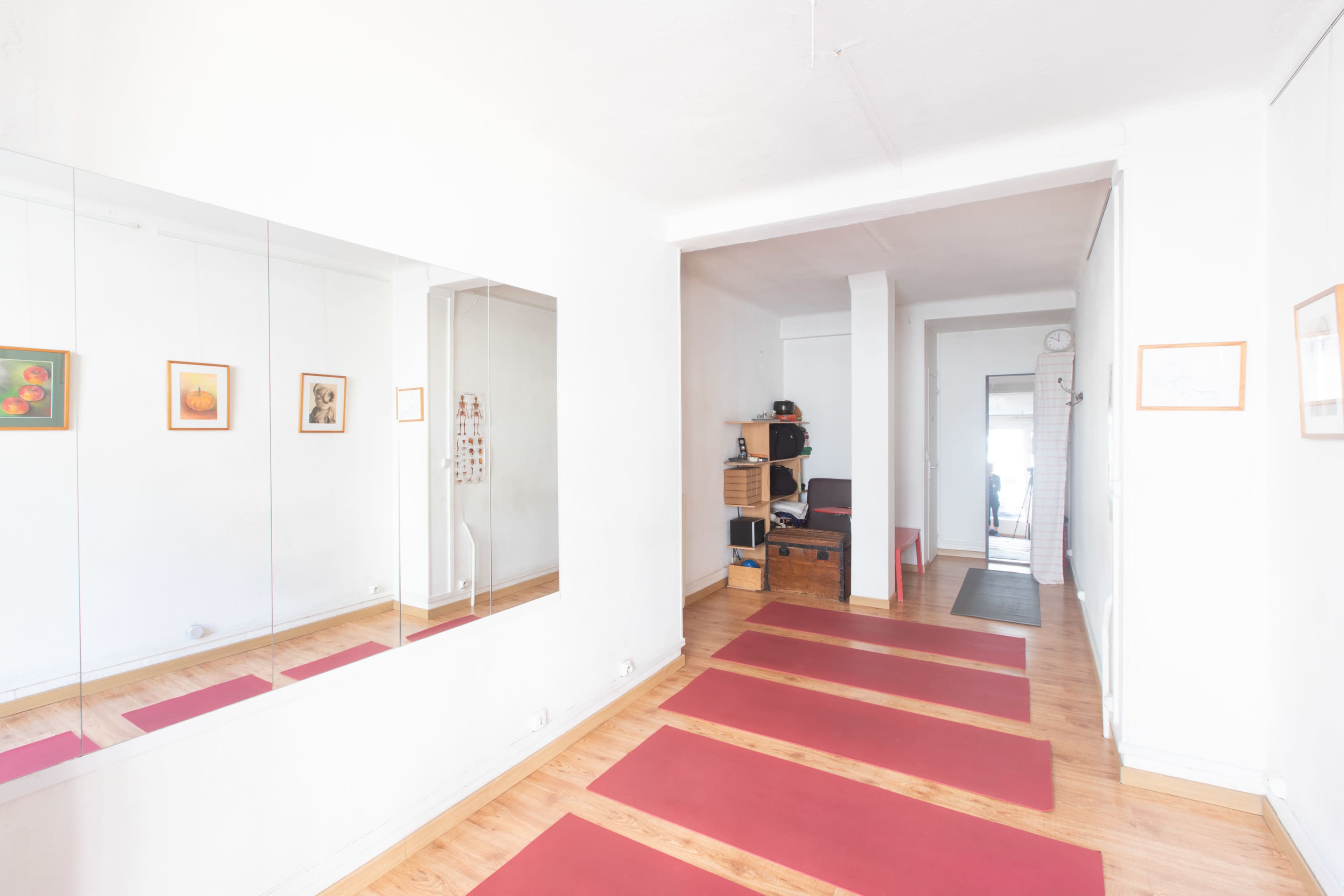 Studio de Yoga/Thérapie/Massages de 25 m2 - Paris 14è Image in Plaisance, Paris