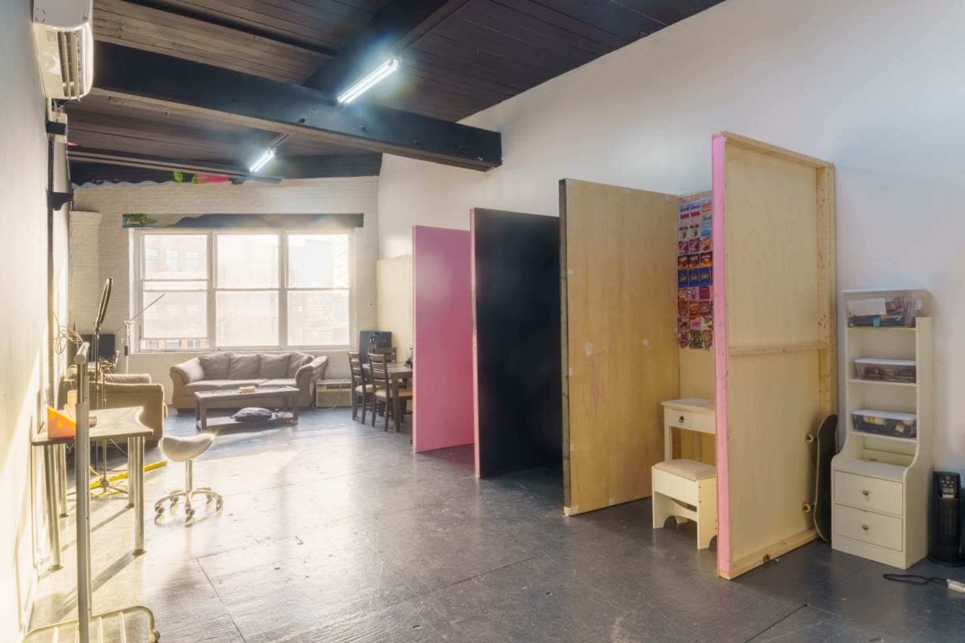 Urban Multimedia Studio Image in Central Ward, Newark, NJ