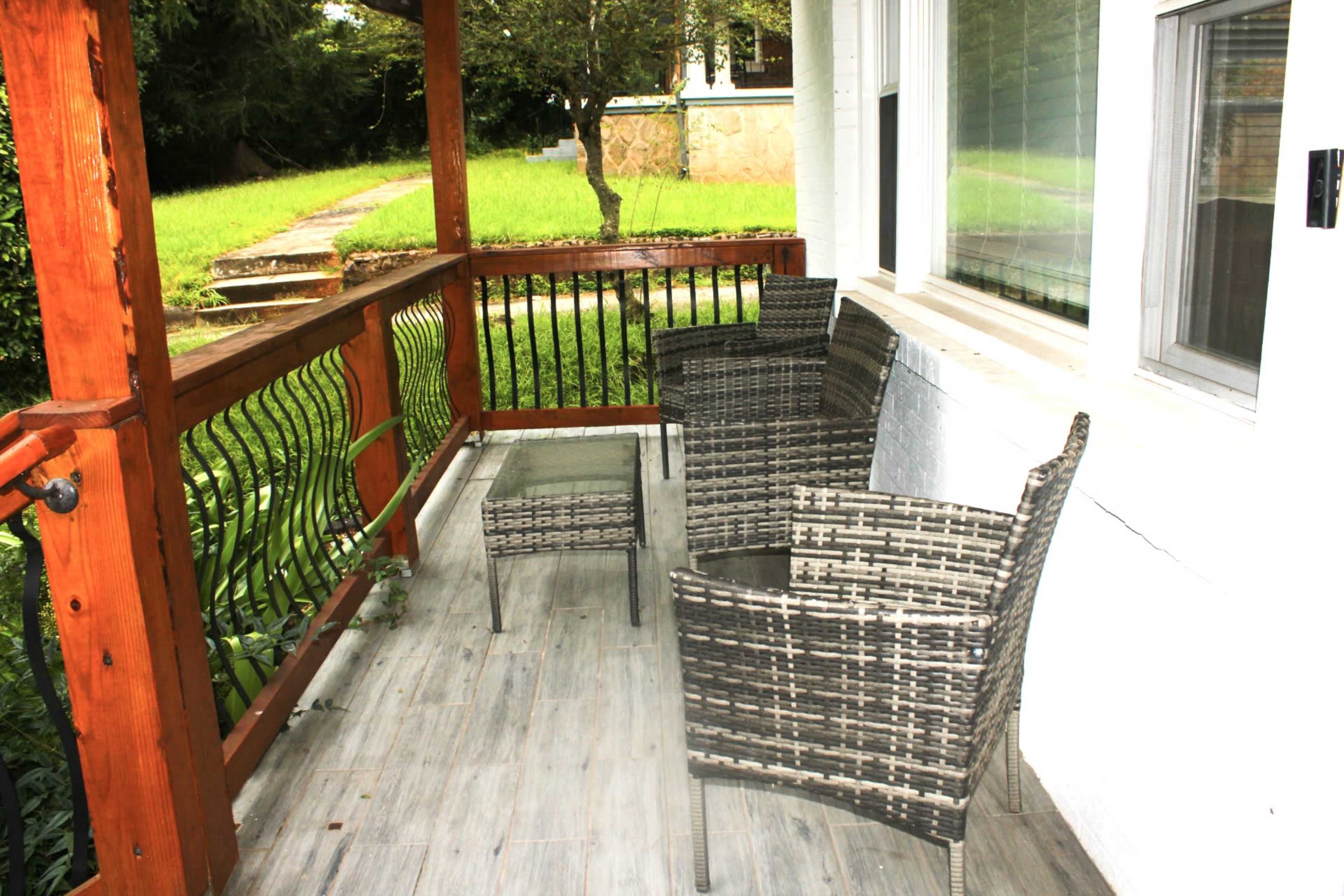 The Cutest Cottage Image in Cascade Road, Atlanta, GA