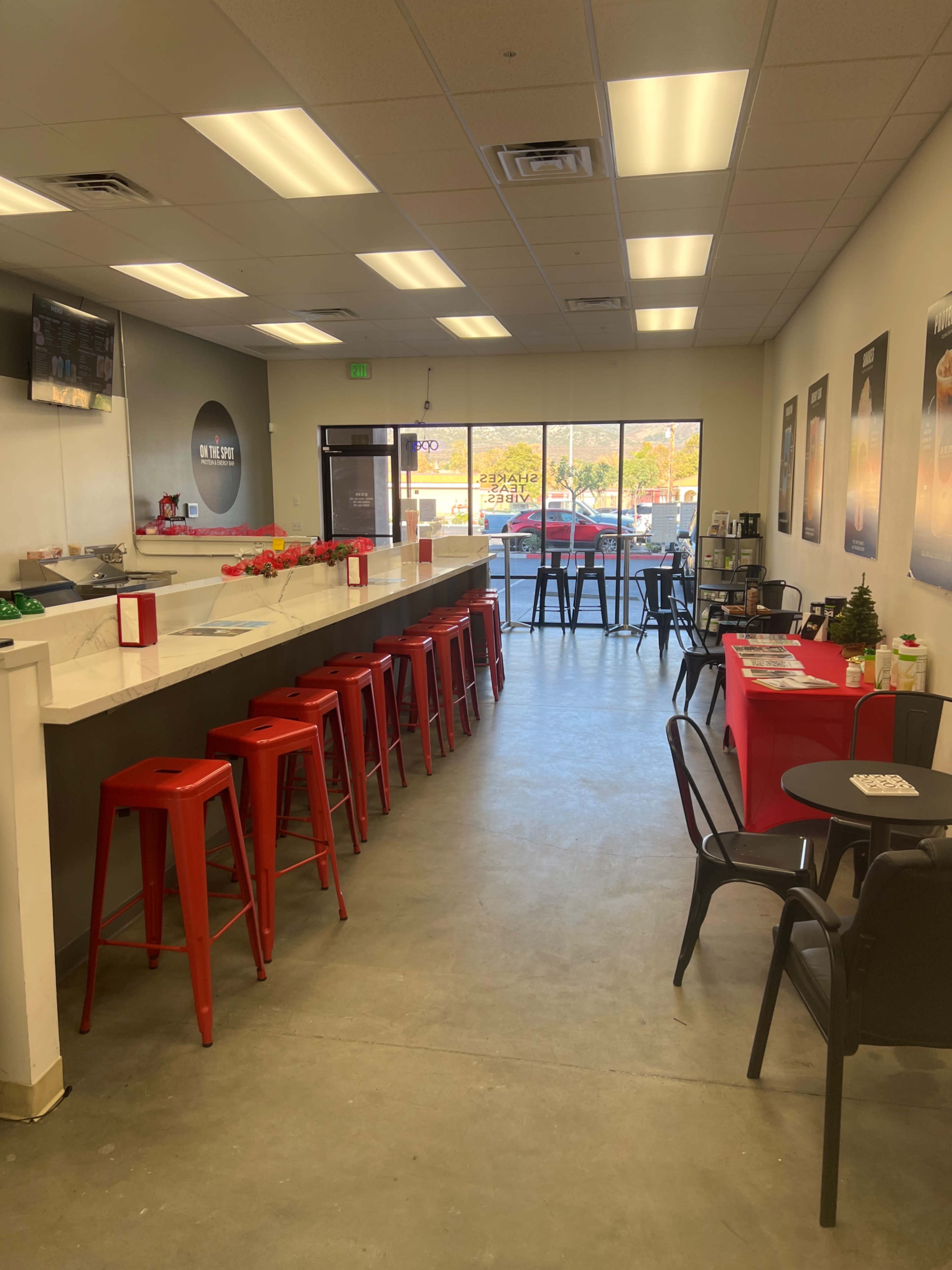 Cafe Style Shop with picturesque views of mountains Image in Kendall Hills, San Bernardino, CA