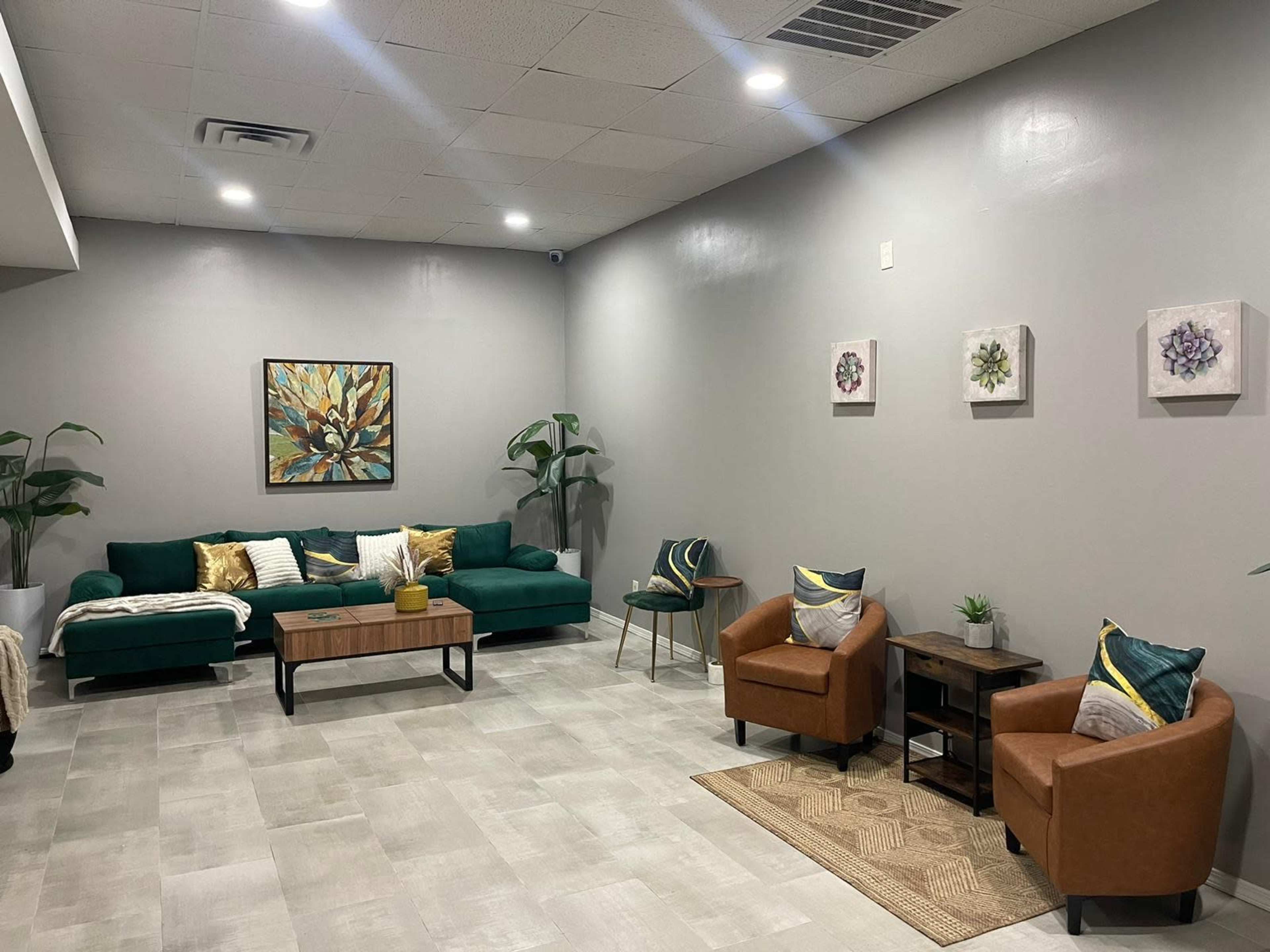 Urban Downtown Hair Salon with Event Space, Content space for Photo shoots, podcast, video shoots & music recording Image in Richardson, Richardson, TX