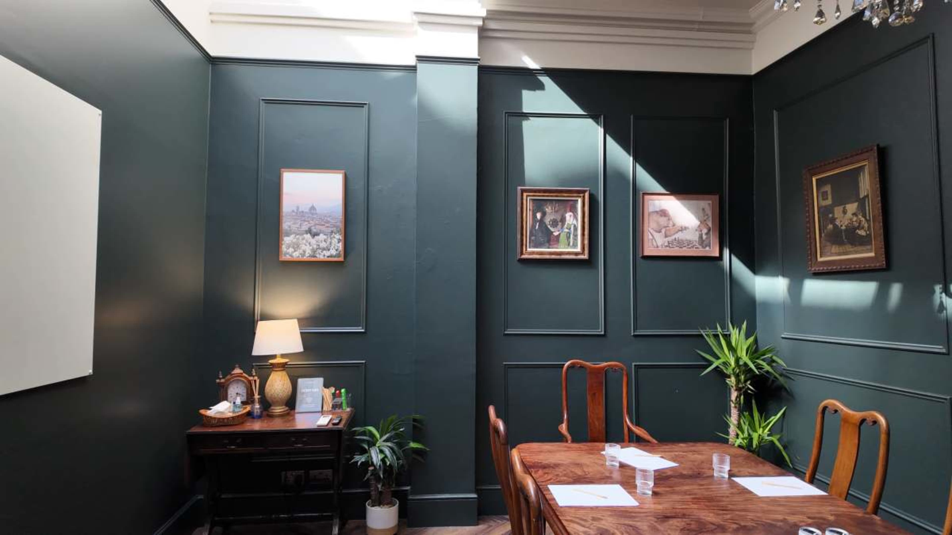 Bedford Row House, The Boardroom Image in Holborn, London, ENG