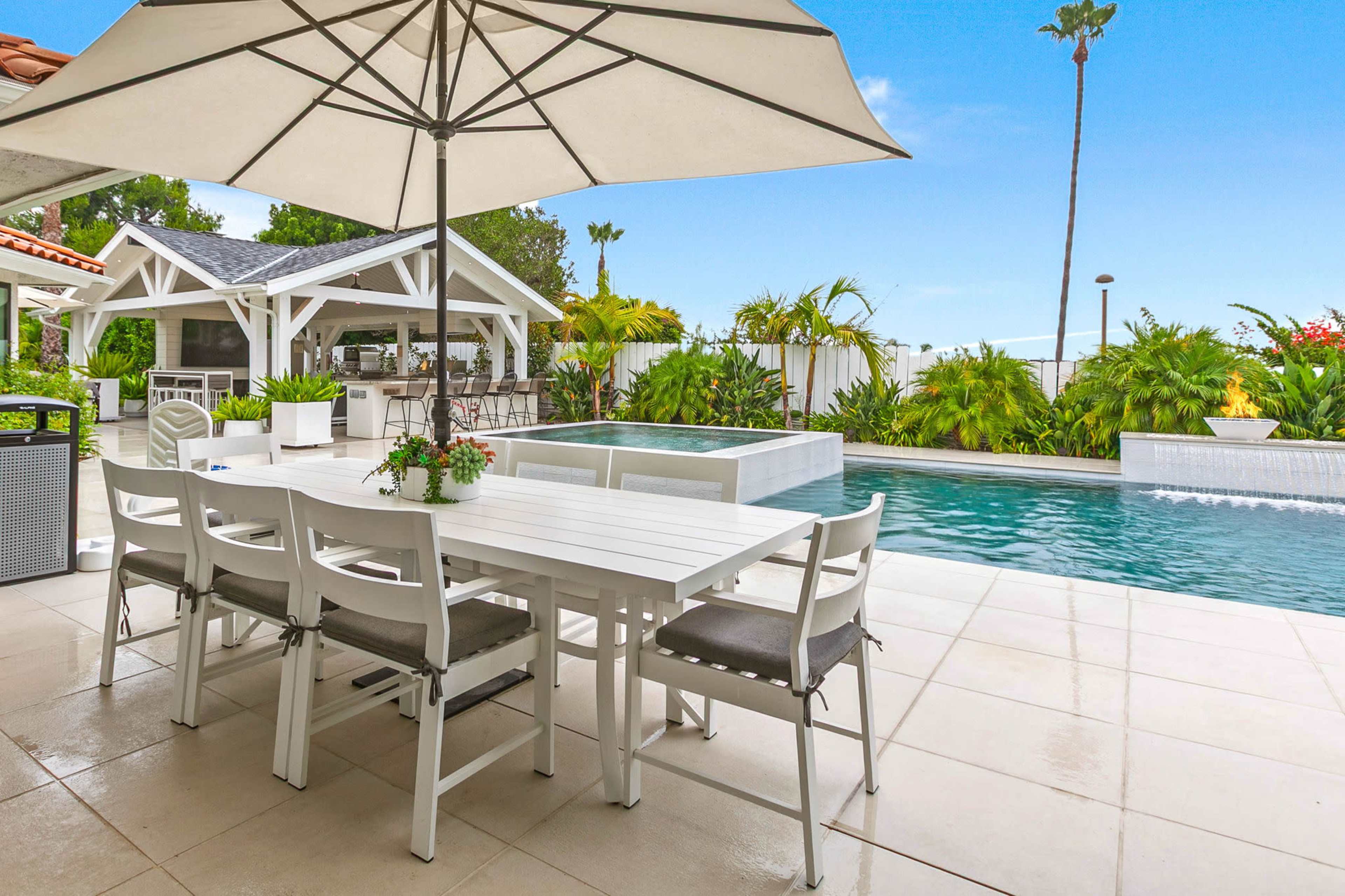 Luxury Villa • Resort Pool  •  $1 Million Outdoor Park • Mt. Helix Image in Casa de Oro-Mount Helix, La Mesa, CA