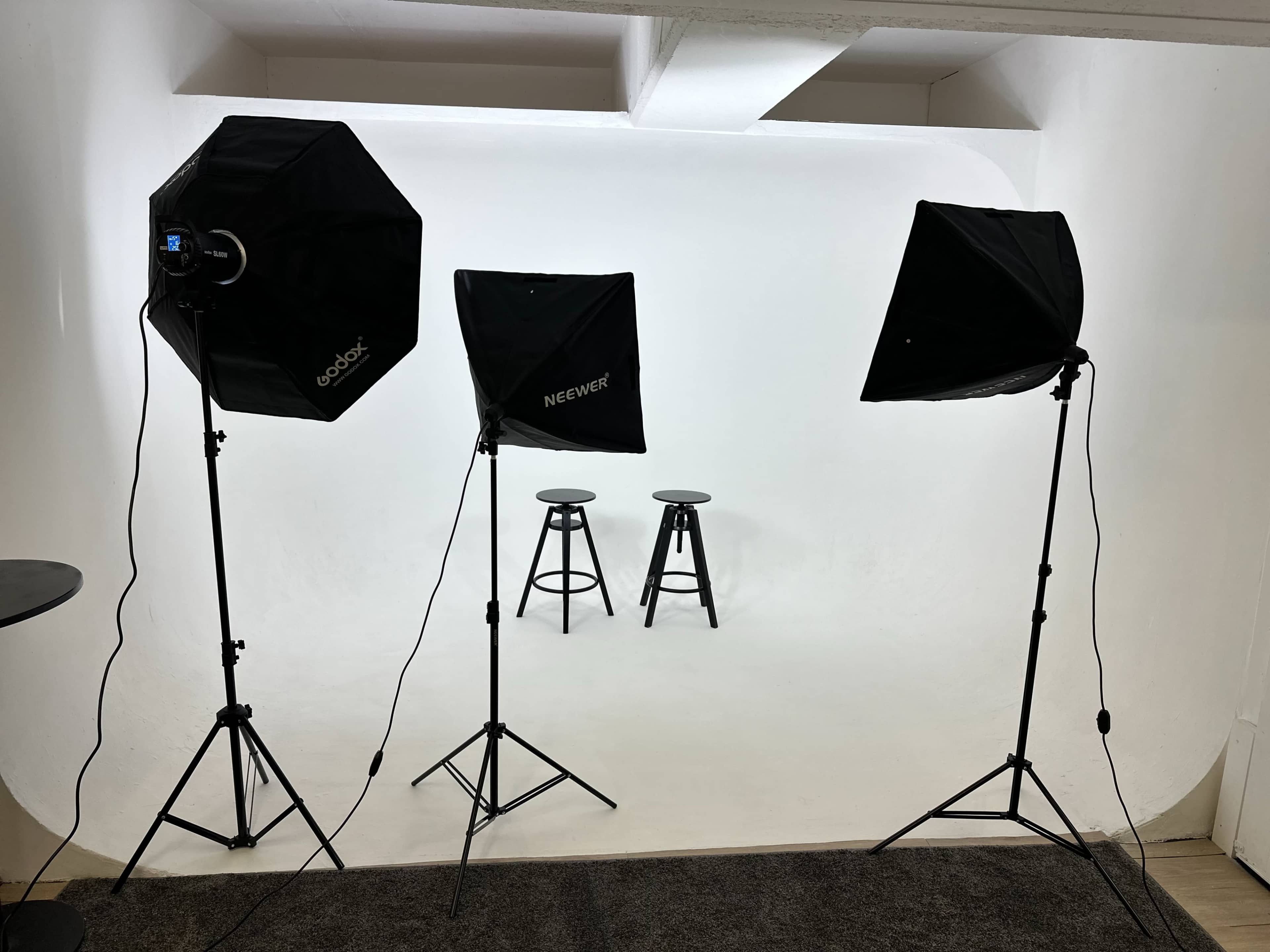 Modern Photography Studio Image in Peckham, LONDON, ENG