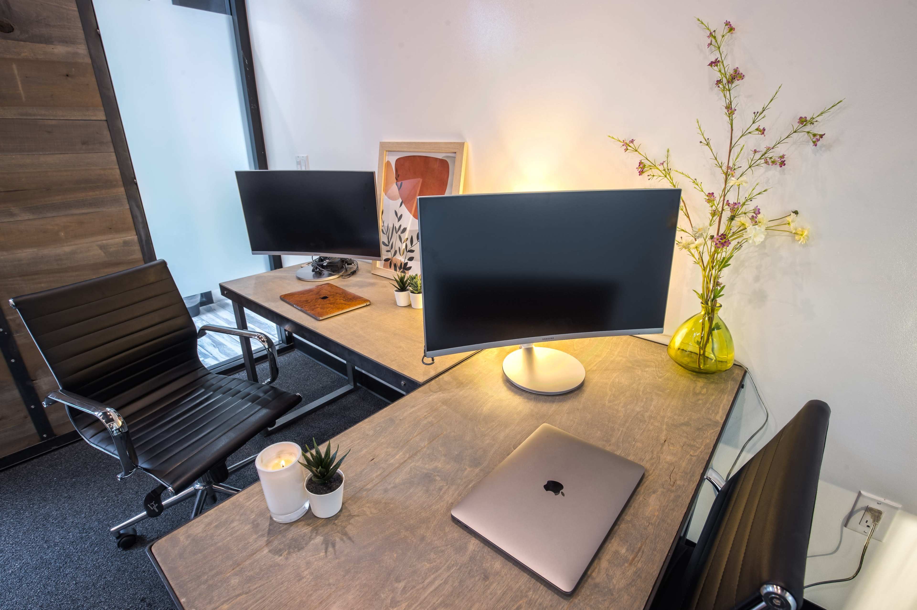 Office 205 Image in Old Pasadena, Pasadena, CA