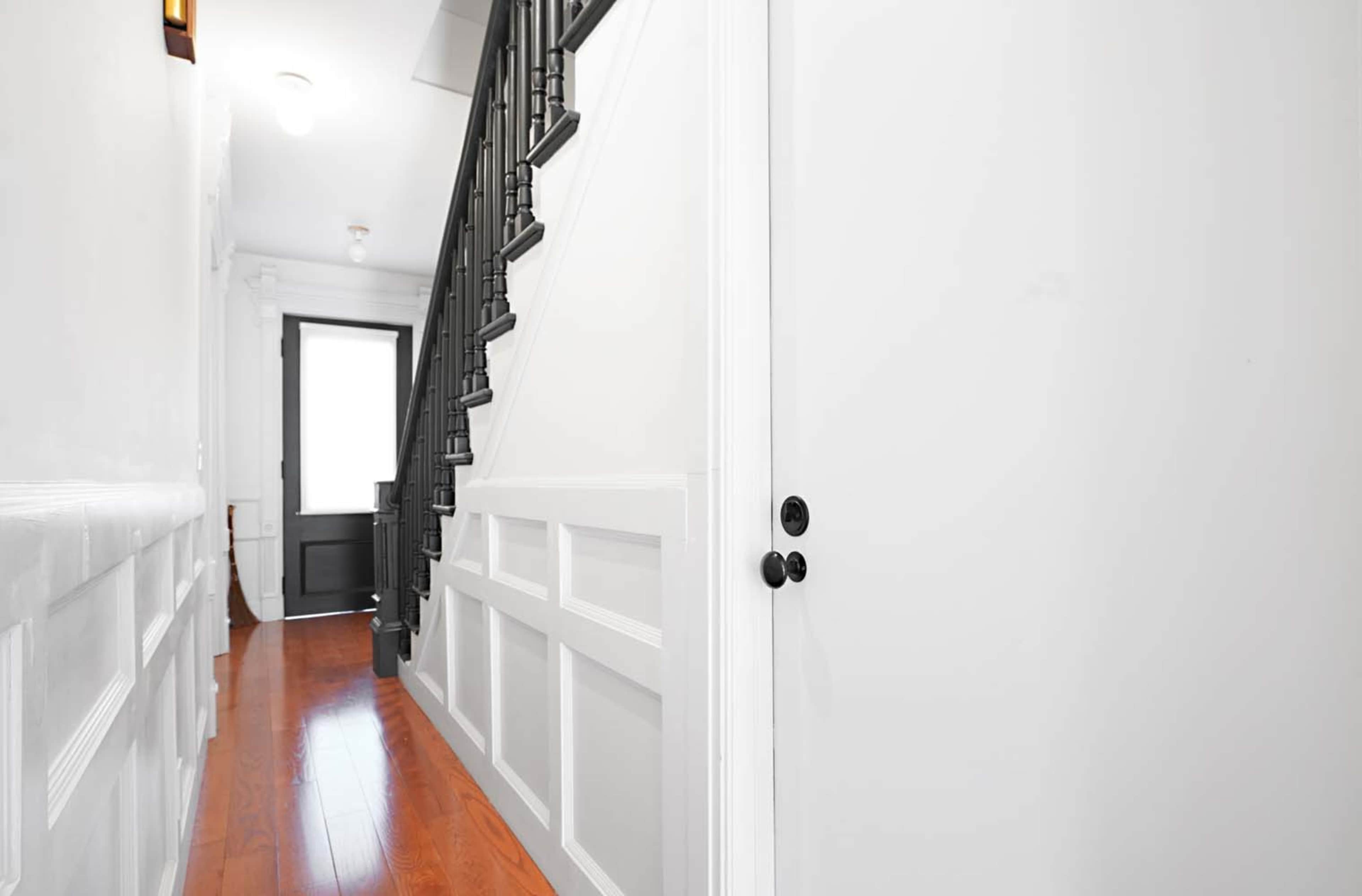 Renovated Brownstone Parlor + Backyard Image in Bedford-Stuyvesant, New York, NY