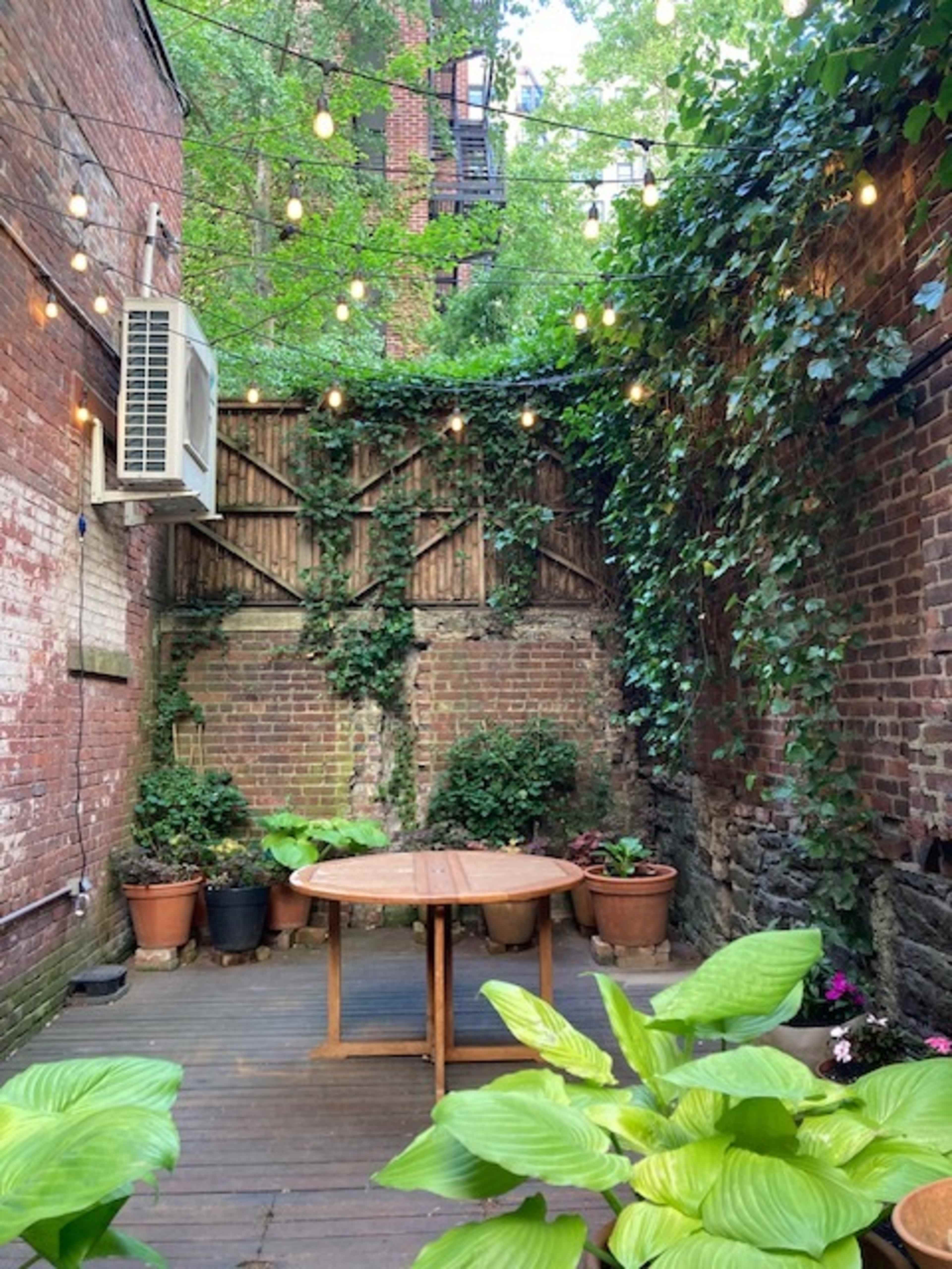 Upper East Side Historic Art Studio Image in Lenox Hill, New York, NY