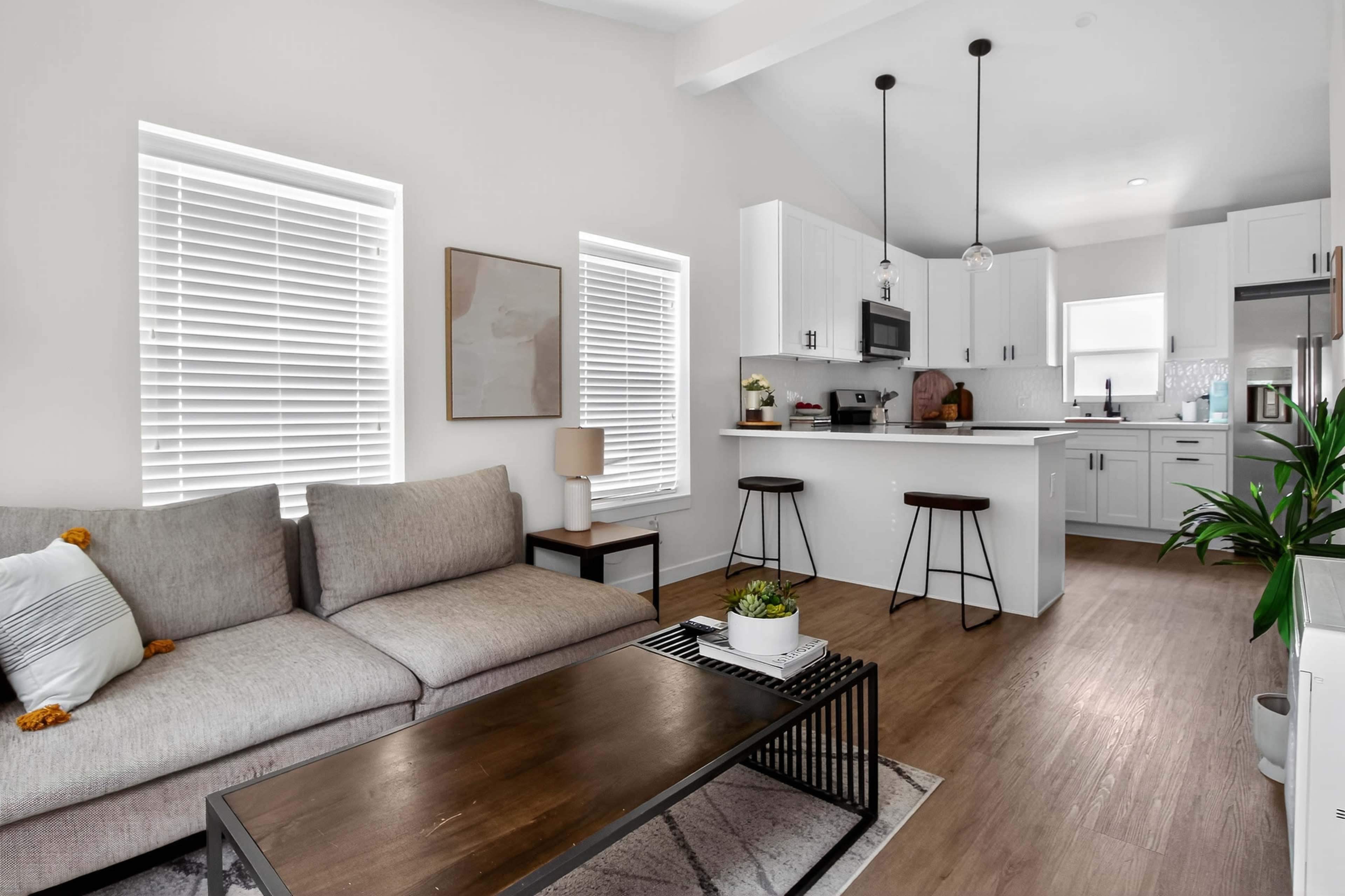 Modern, Cozy, Natural Light Tiny Home Image in Central Tacoma, Tacoma, WA