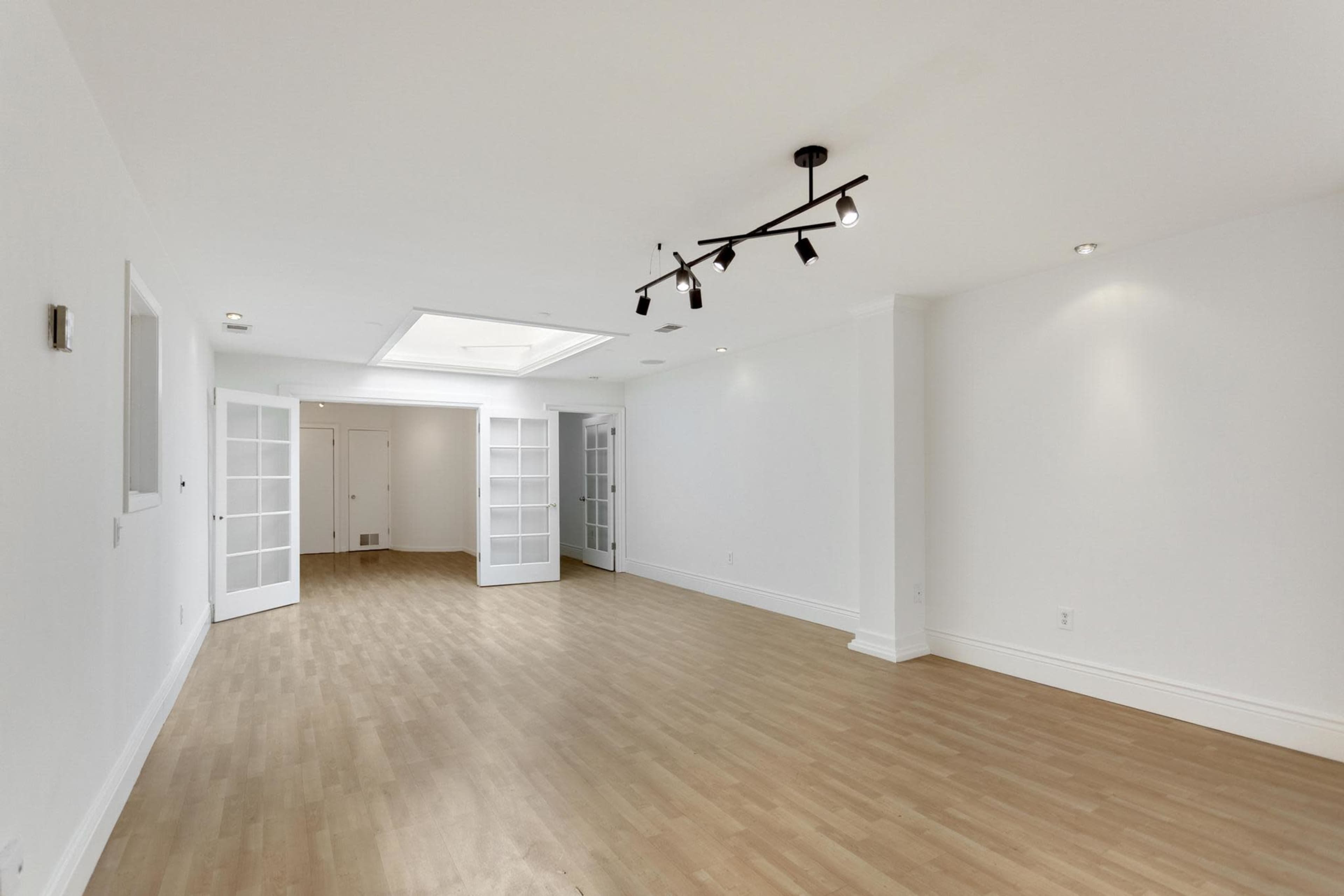 Art Studio on Downtown Burlingame Ave Image in Downtown, Burlingame, CA