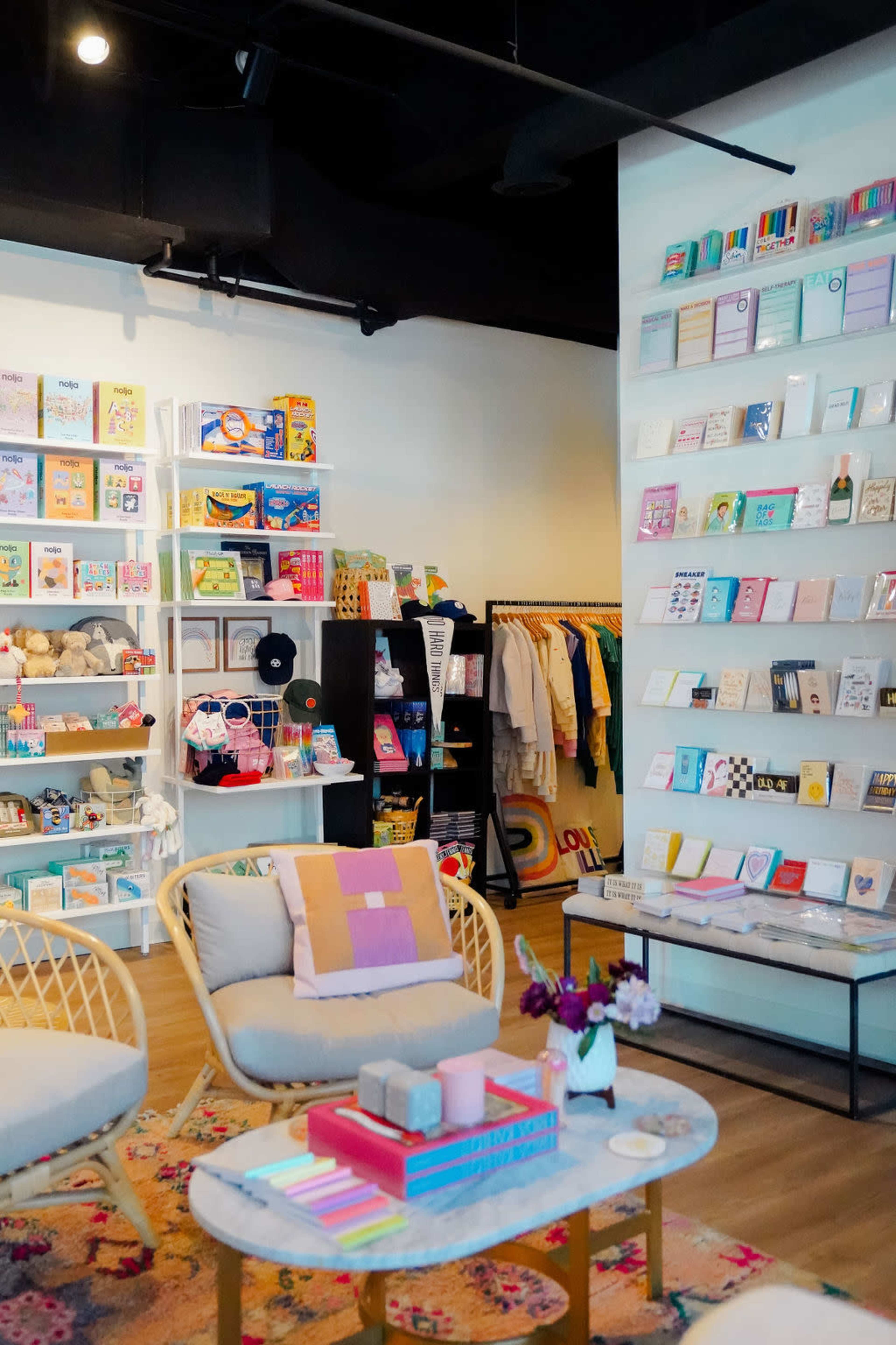 Lyndon Store with Tons of Natural Light and Bright, Chic Design Image in Lyndon, LOUISVILLE, KY