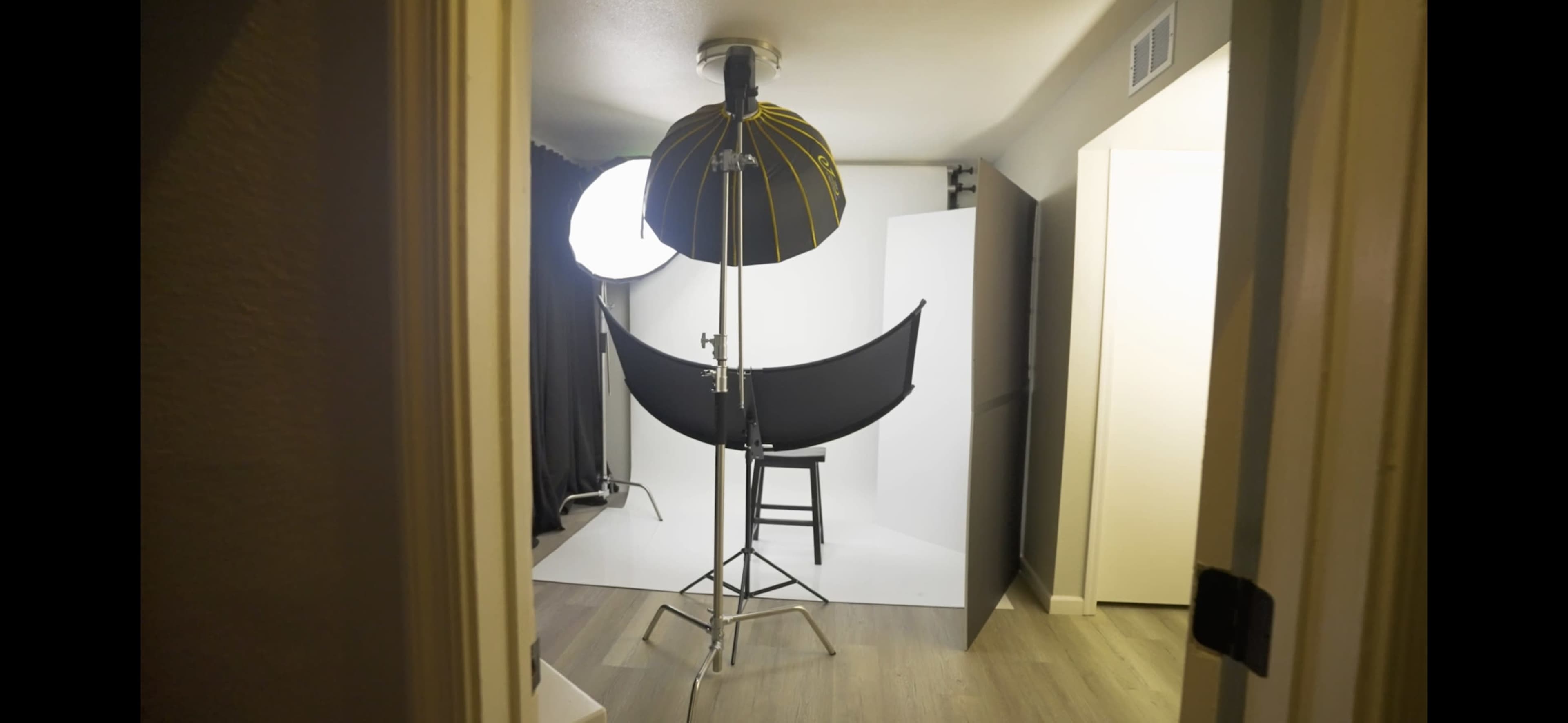 "Cozy In-Home Studio Near Tempe Town Lake with Modern Amenities" Image in Tempe, tempe, AZ