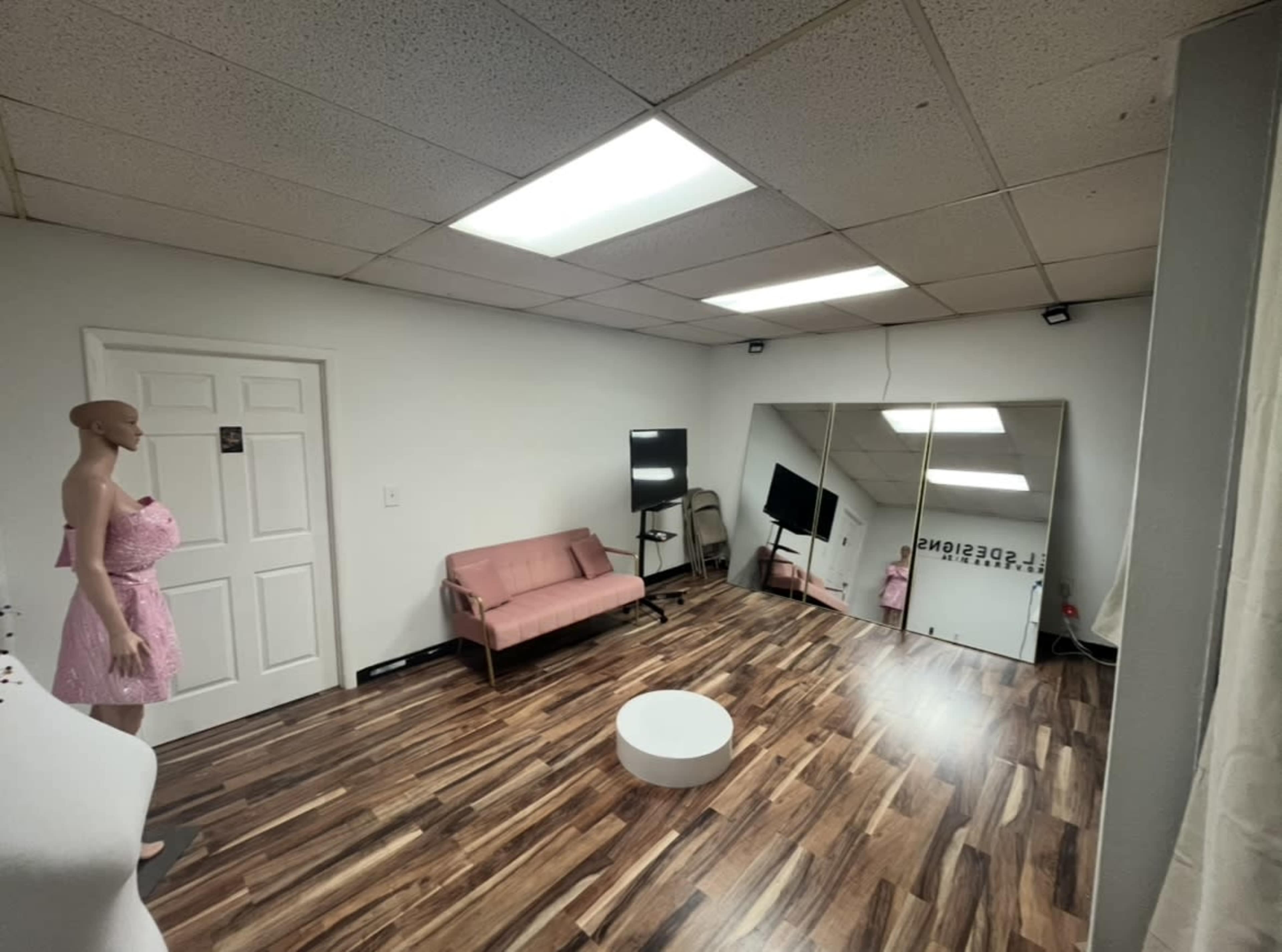 Event Space/Photo Studio Image in , capitol heights, MD